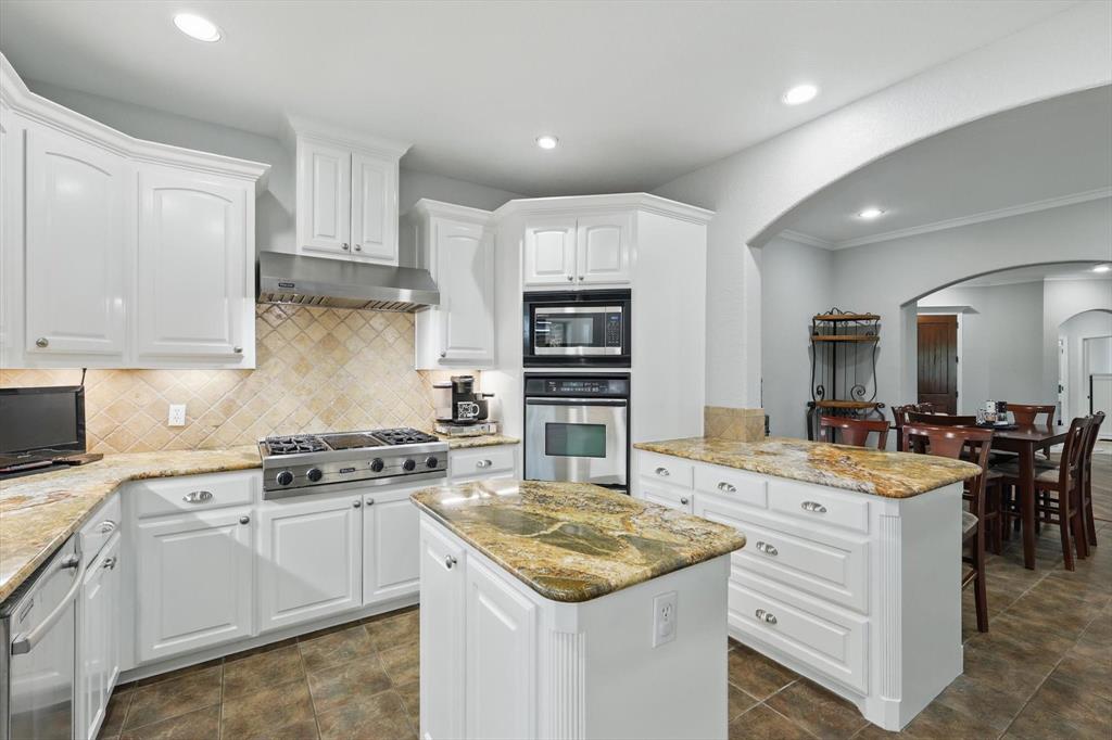 Midlothian, Texas, 76065, United States, 3 Bedrooms Bedrooms, ,3 BathroomsBathrooms,Residential,For Sale,1887438