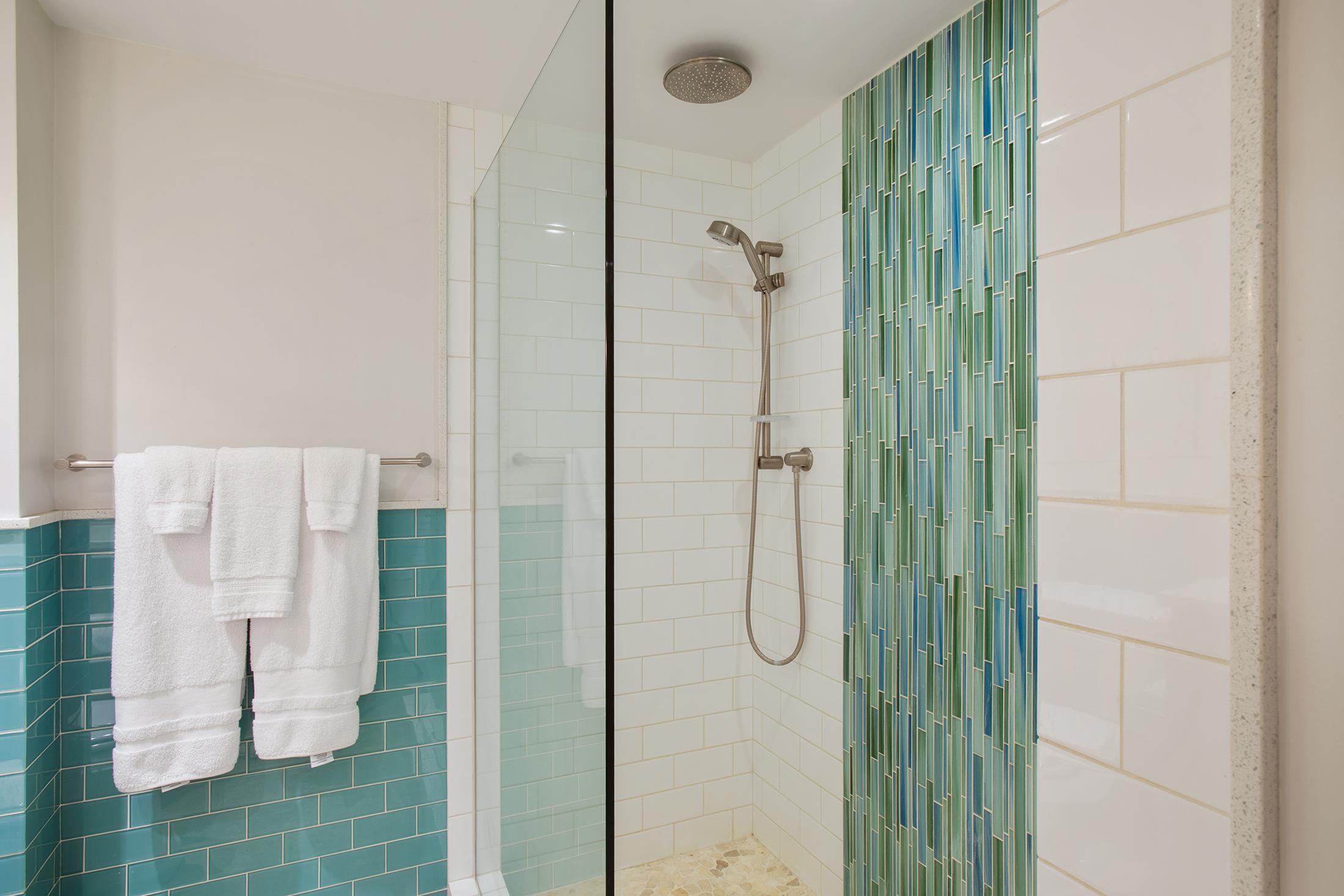 Kihei, Hawaii, 96753-5434, United States, 2 Bedrooms Bedrooms, ,2 BathroomsBathrooms,Residential,For Sale,2000477