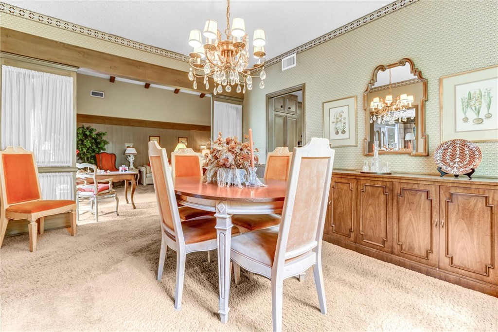 Tarzana, California, 91356, United States, 3 Bedrooms Bedrooms, ,3 BathroomsBathrooms,Residential,For Sale,1986102