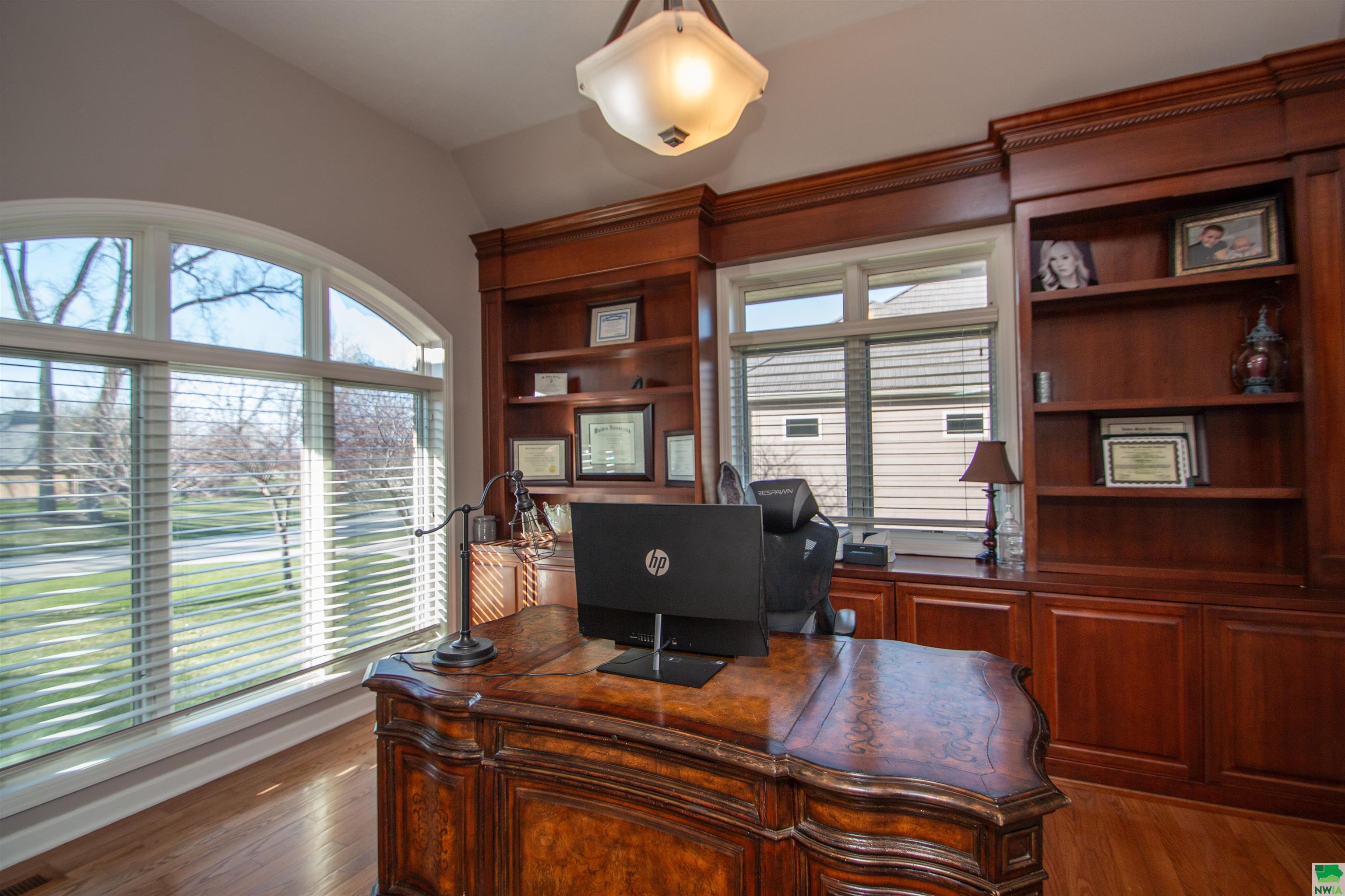 Dakota Dunes, South Dakota, 57049, United States, 5 Bedrooms Bedrooms, ,6 BathroomsBathrooms,Residential,For Sale,1943906