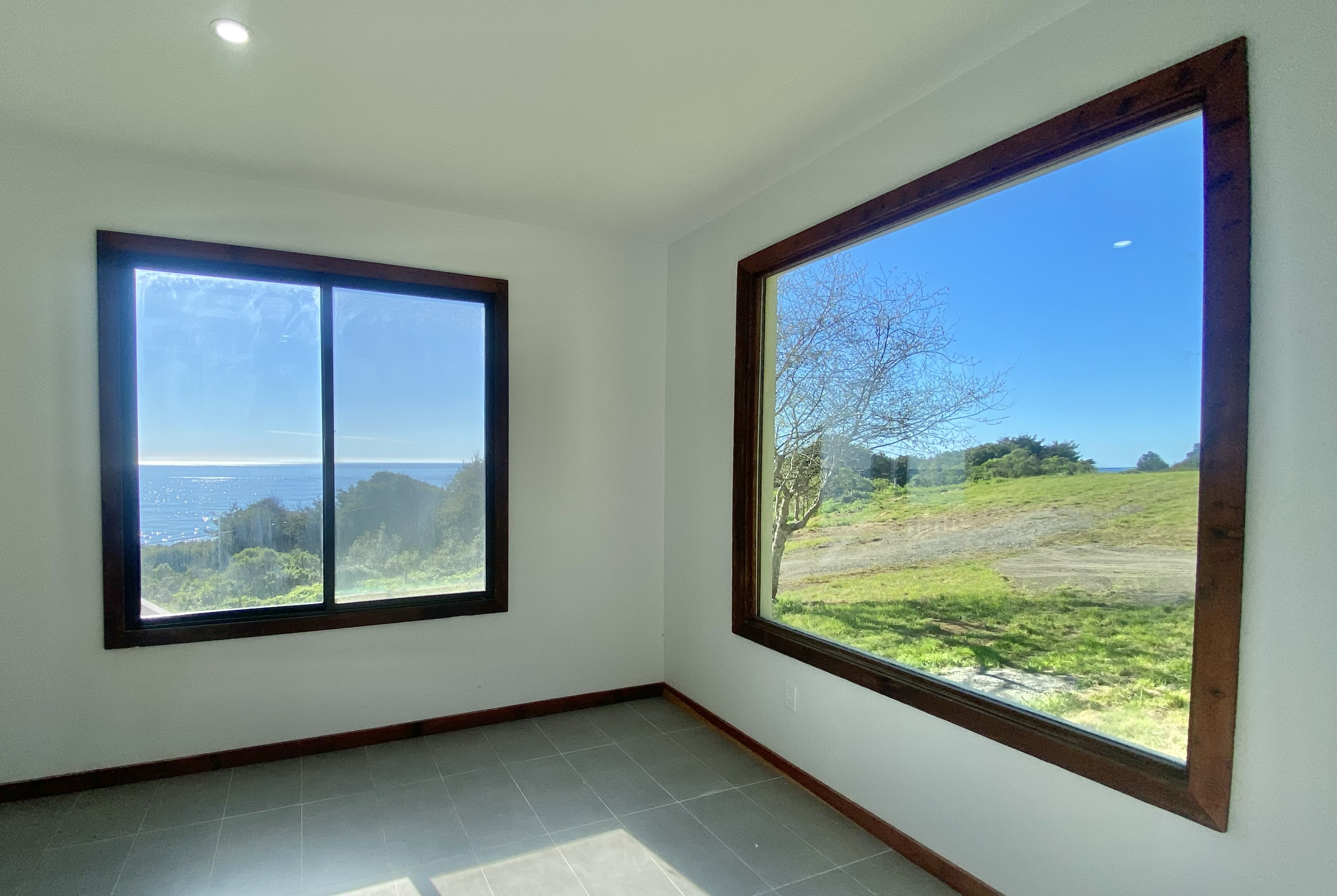  20-Acre Ocean View Parcel - 物件實景