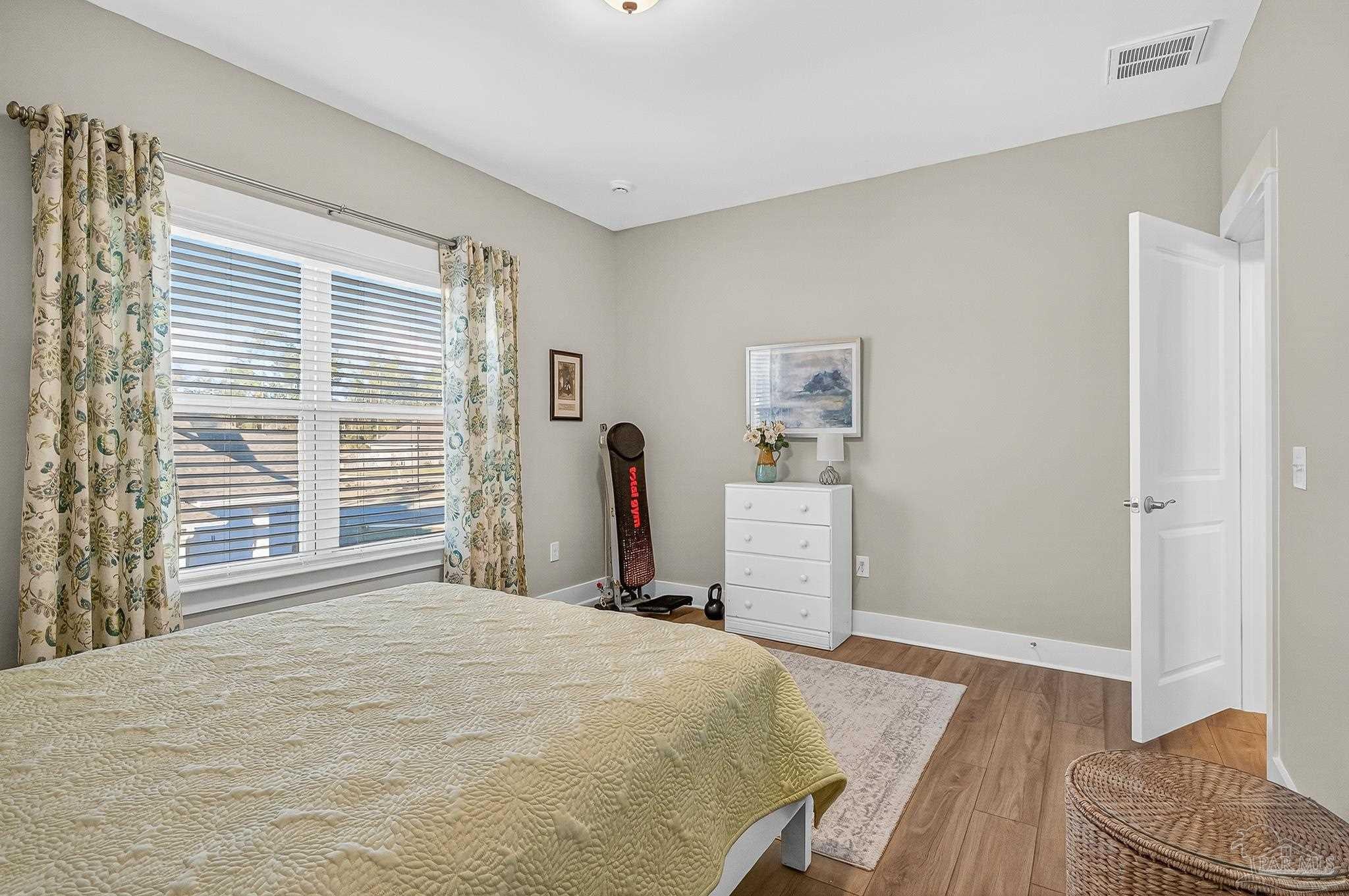 Cantonment, Florida, 32533, United States, 4 Bedrooms Bedrooms, ,3 BathroomsBathrooms,Residential,For Sale,1992580