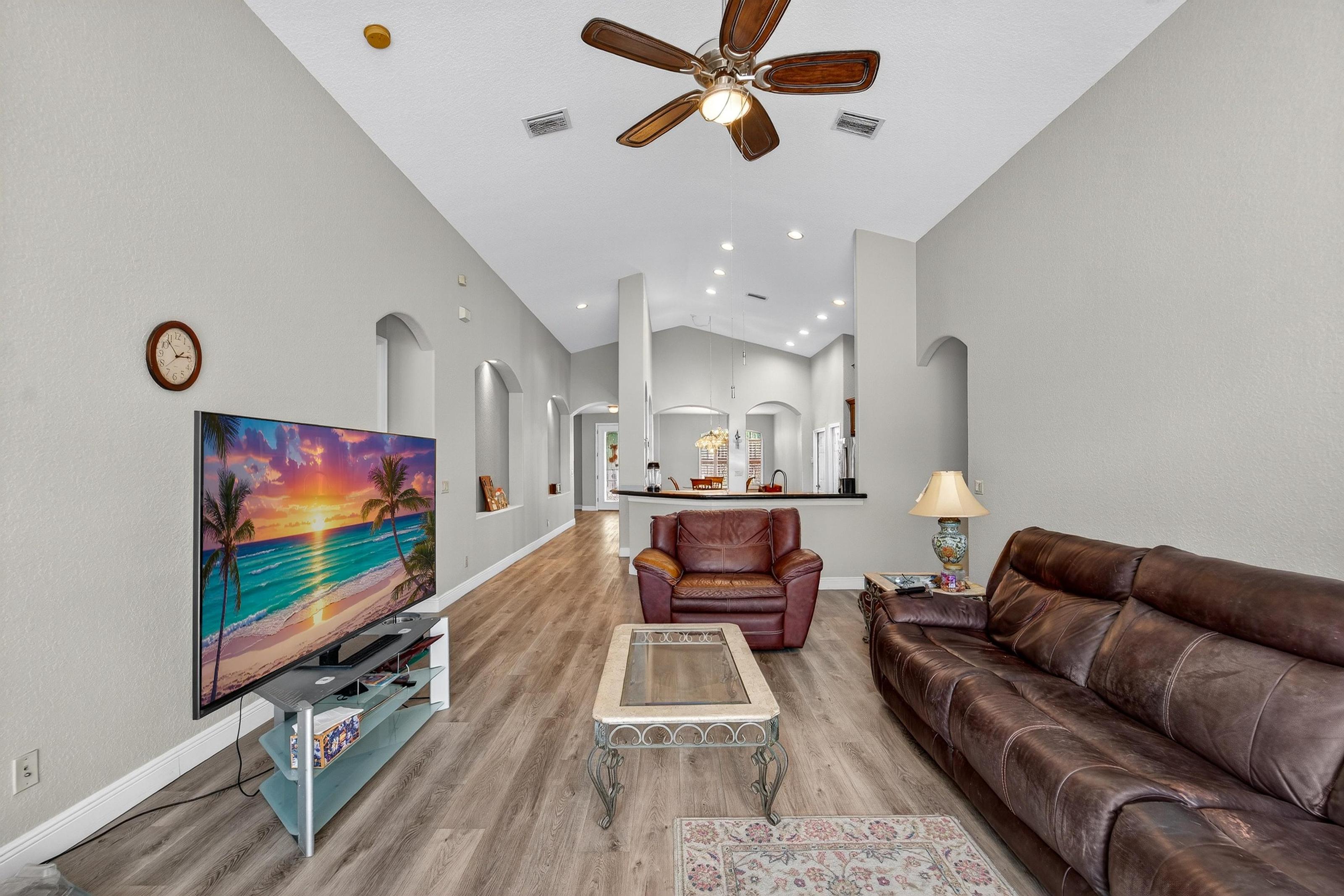 Riverview, Florida, 33579, United States, 4 Bedrooms Bedrooms, ,3 BathroomsBathrooms,Residential,For Sale,1982479