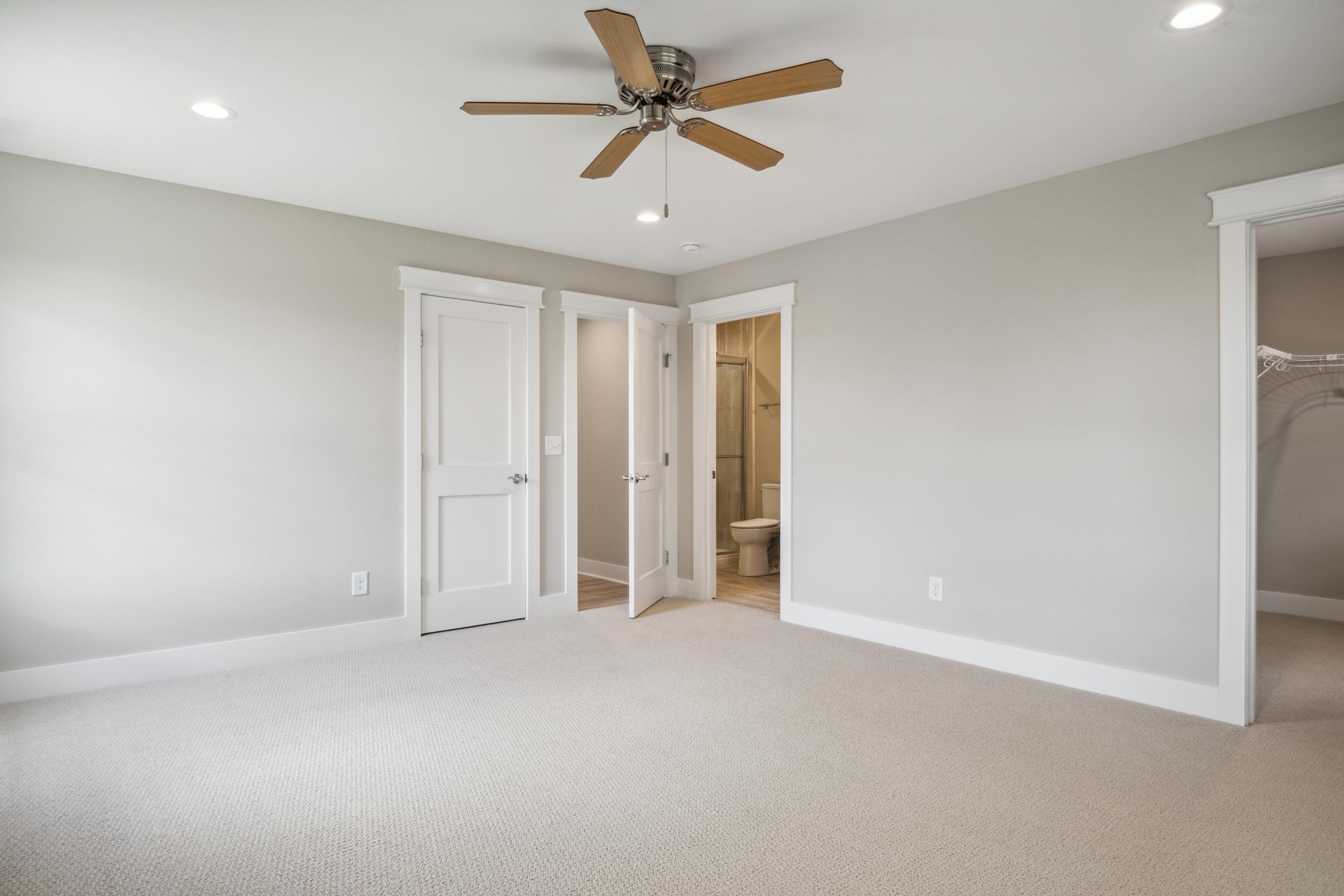 Blacksburg, Virginia, 24060, United States, 4 Bedrooms Bedrooms, ,4 BathroomsBathrooms,Residential,For Sale,1838349