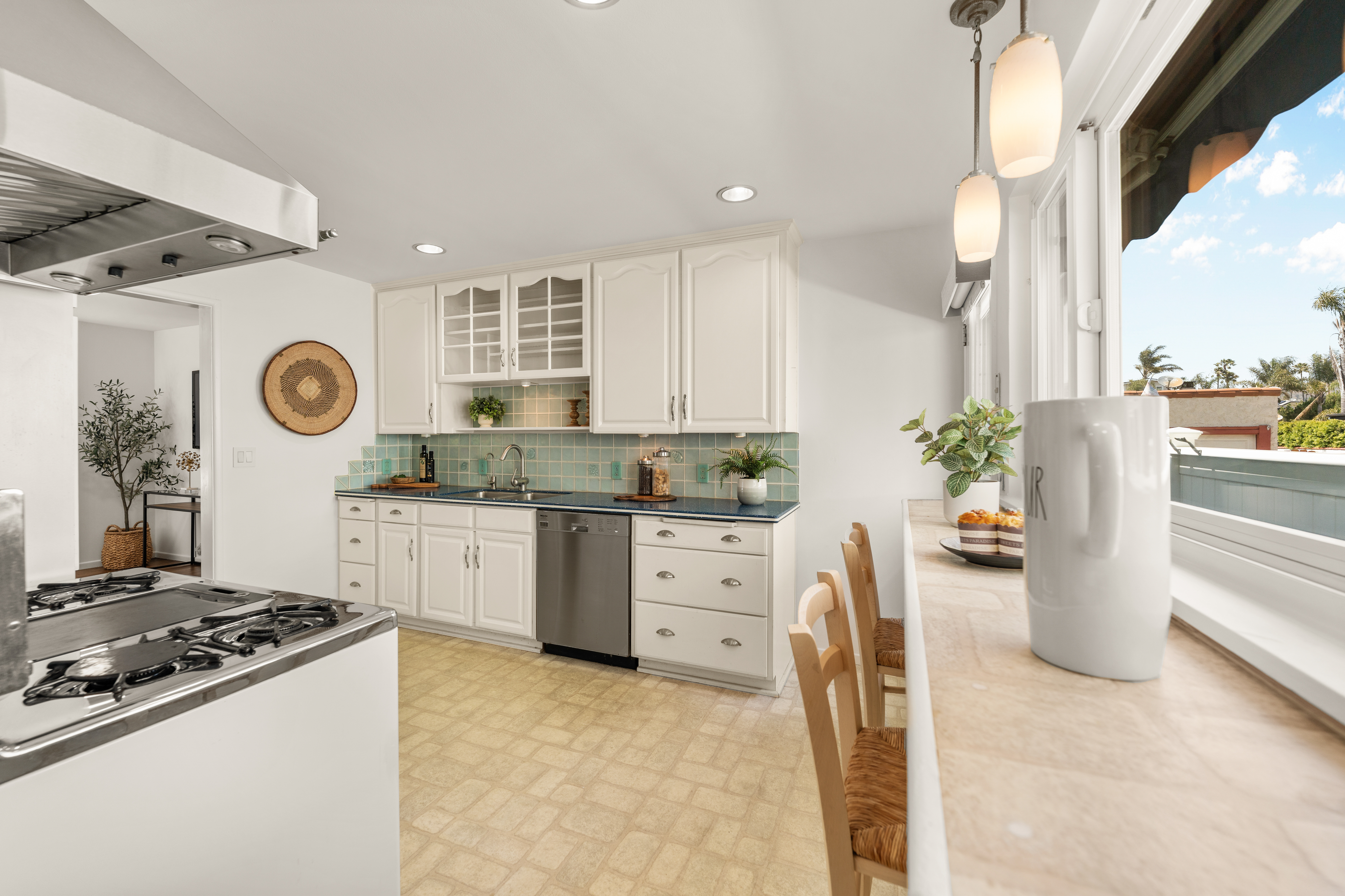  1046 Driftwood Lane, Ventura, CA 93001 - 物件實景