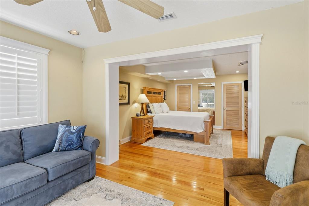 Palm Harbor, Florida, 34683, United States, 4 Bedrooms Bedrooms, ,4 BathroomsBathrooms,Residential,For Sale,1989104