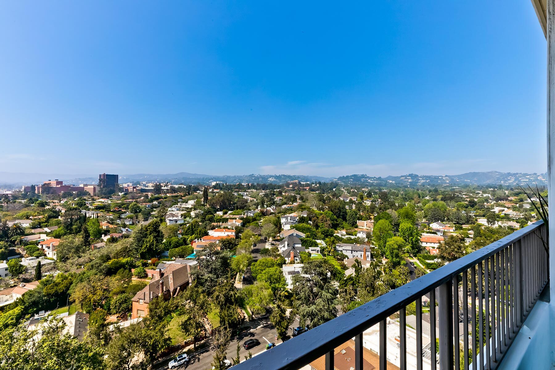  10501 Wilshire Boulevard - 物件實景