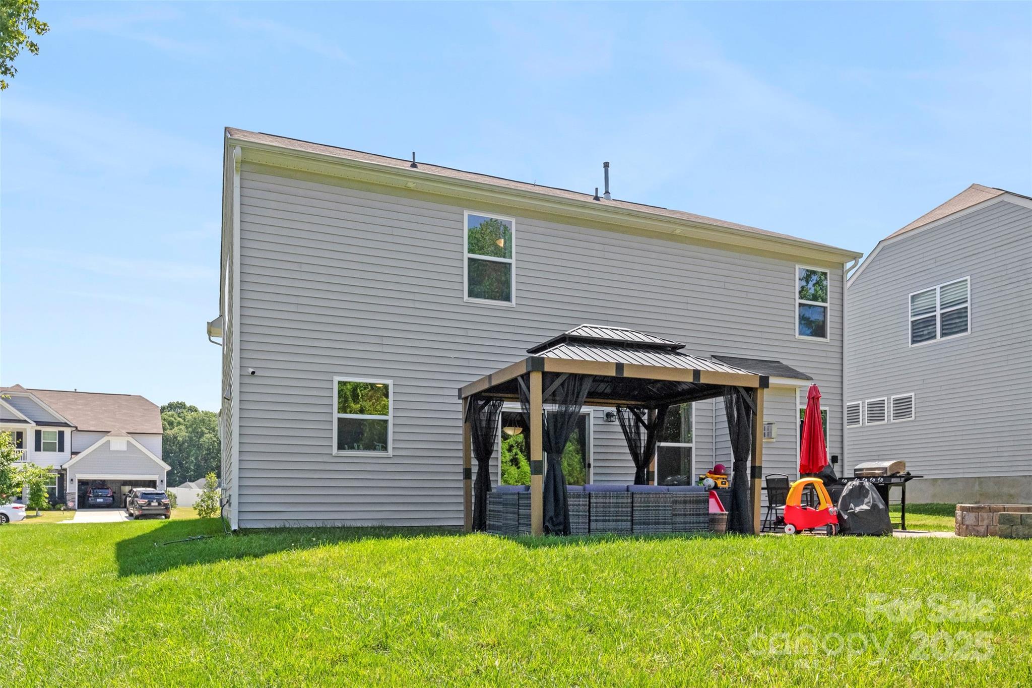 Gastonia, North Carolina, 28054, United States, 4 Bedrooms Bedrooms, ,3 BathroomsBathrooms,Residential,For Sale,1857176