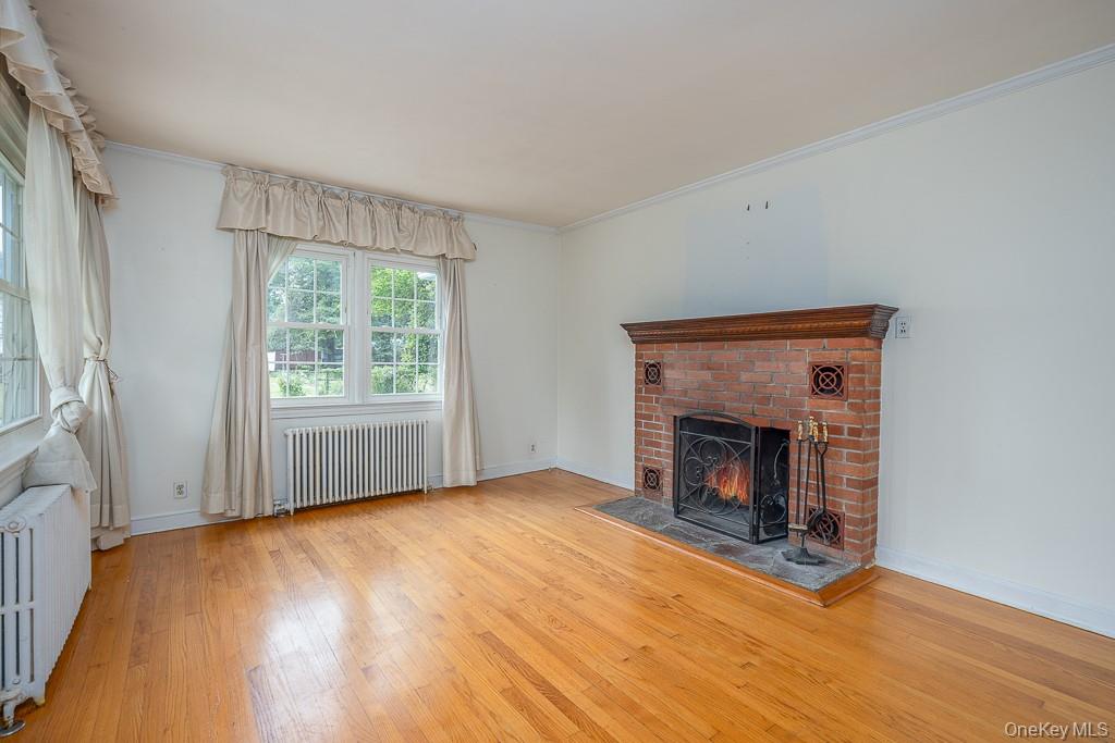 Nanuet, New York, 10954, United States, 3 Bedrooms Bedrooms, ,2 BathroomsBathrooms,Residential,For Sale,1942137
