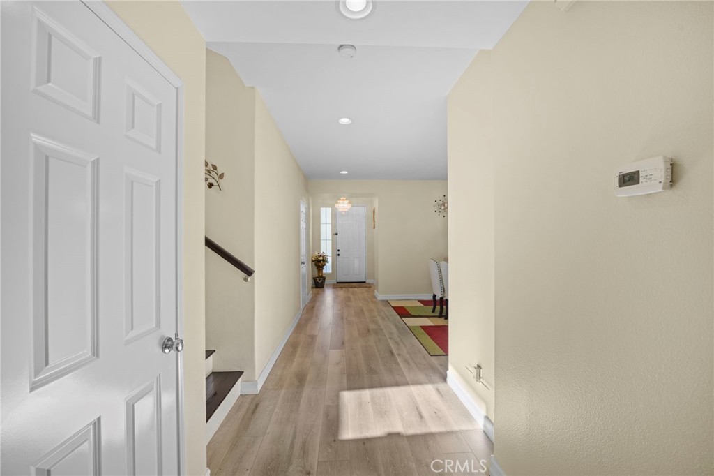 Lake Elsinore, California, 92532, United States, 5 Bedrooms Bedrooms, ,4 BathroomsBathrooms,Residential,For Sale,2012272