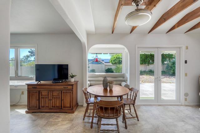 Escondido, California, 92027, United States, 3 Bedrooms Bedrooms, ,2 BathroomsBathrooms,Residential,For Sale,2048508