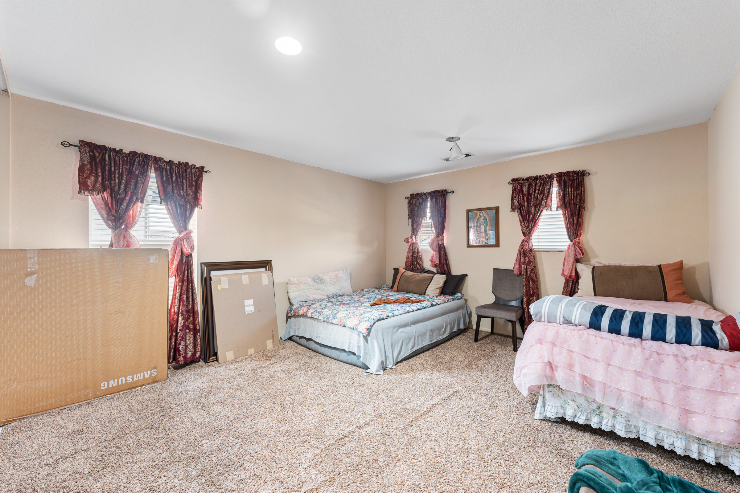 Moreno Valley, California, 92551, United States, 4 Bedrooms Bedrooms, ,3 BathroomsBathrooms,Residential,For Sale,1920483