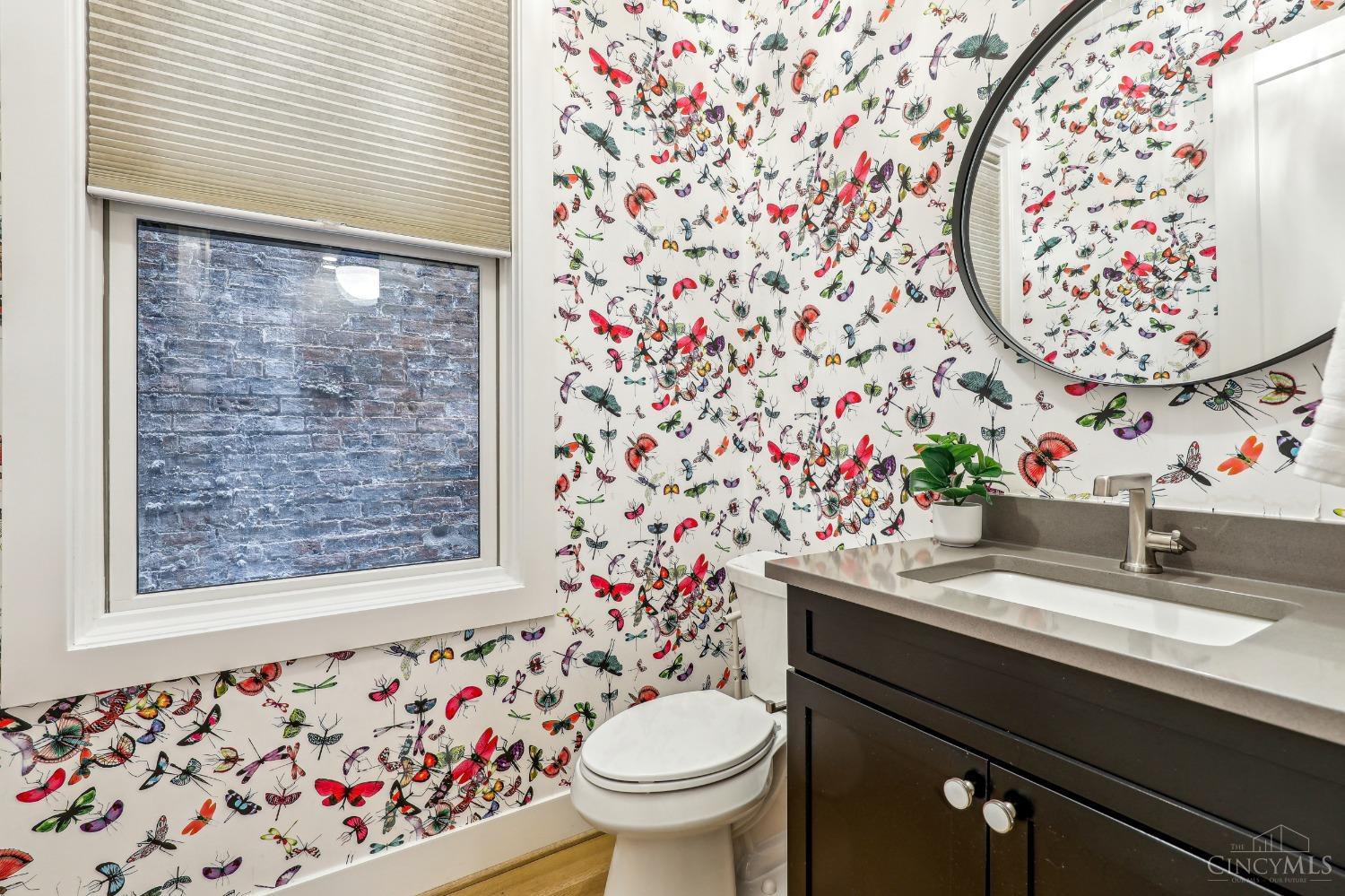 Cincinnati, Ohio, 45202, United States, 4 Bedrooms Bedrooms, ,5 BathroomsBathrooms,Residential,For Sale,1901834