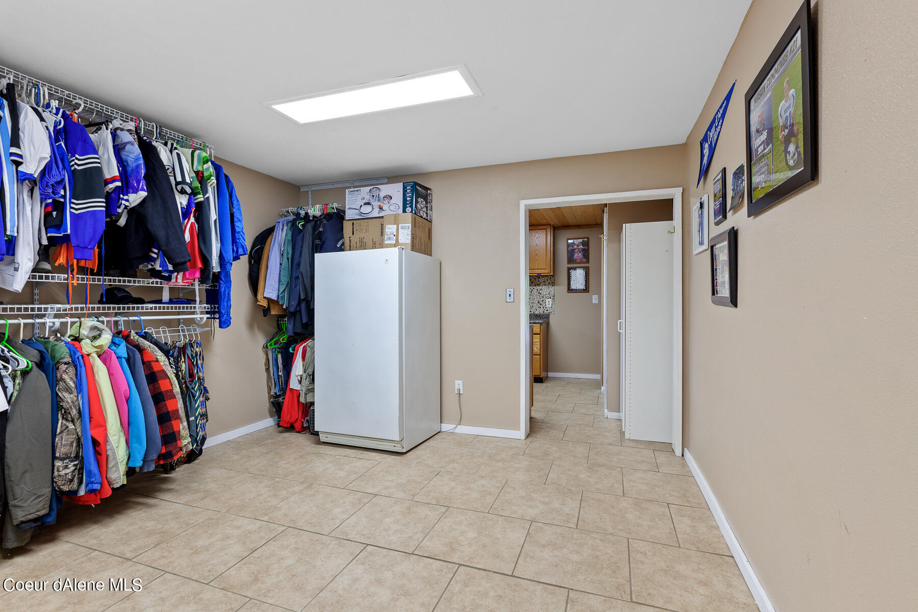 Coeur d'Alene, Idaho, 83814, United States, 4 Bedrooms Bedrooms, ,3 BathroomsBathrooms,Residential,For Sale,1974008