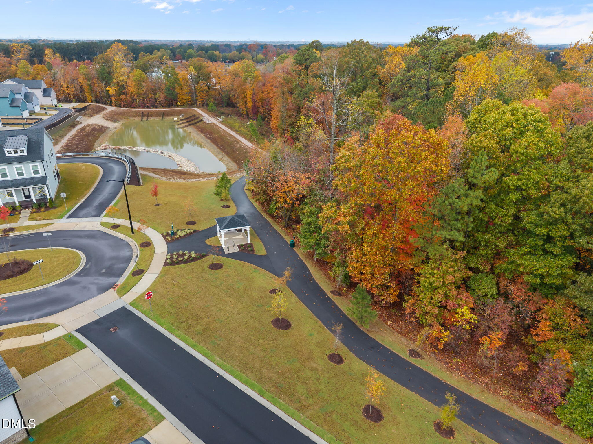 Knightdale, North Carolina, 27545, United States, 4 Bedrooms Bedrooms, ,4 BathroomsBathrooms,Residential,For Sale,1989366