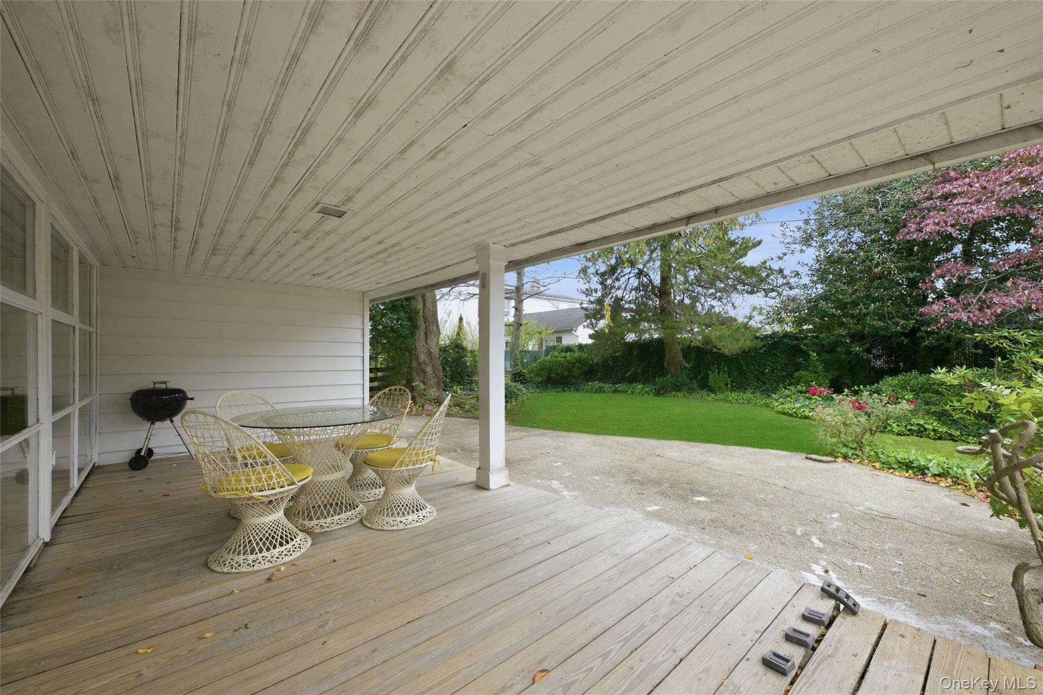 Levittown, New York, 11756, United States, 4 Bedrooms Bedrooms, ,1 BathroomBathrooms,Residential,For Sale,1987687