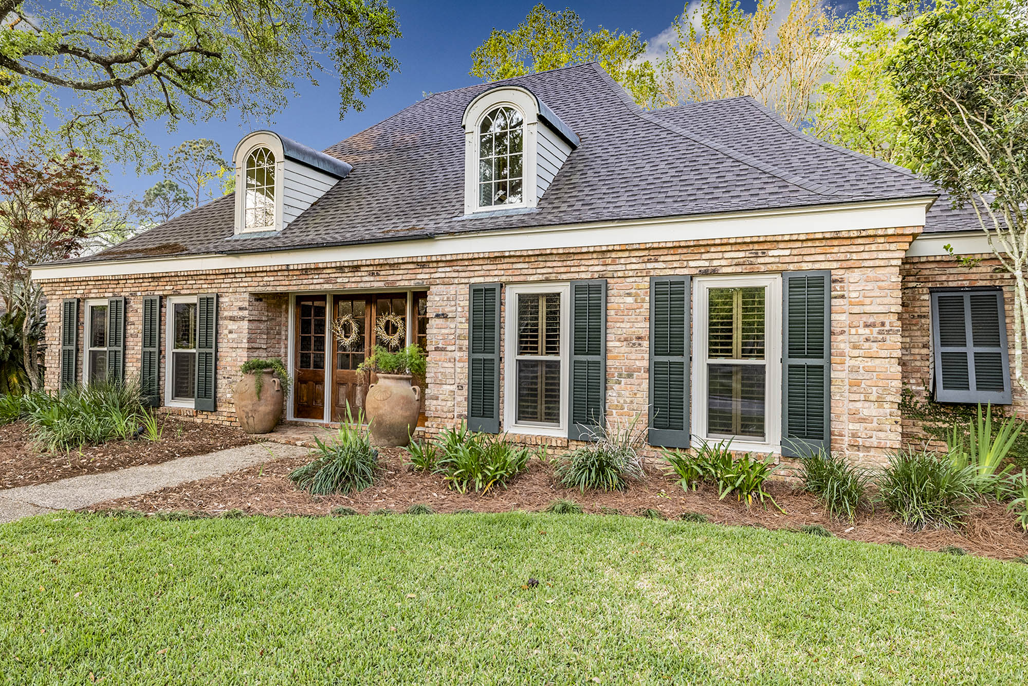 Houma, Louisiana, 70360, United States, 4 Bedrooms Bedrooms, ,3 BathroomsBathrooms,Residential,For Sale,1708944