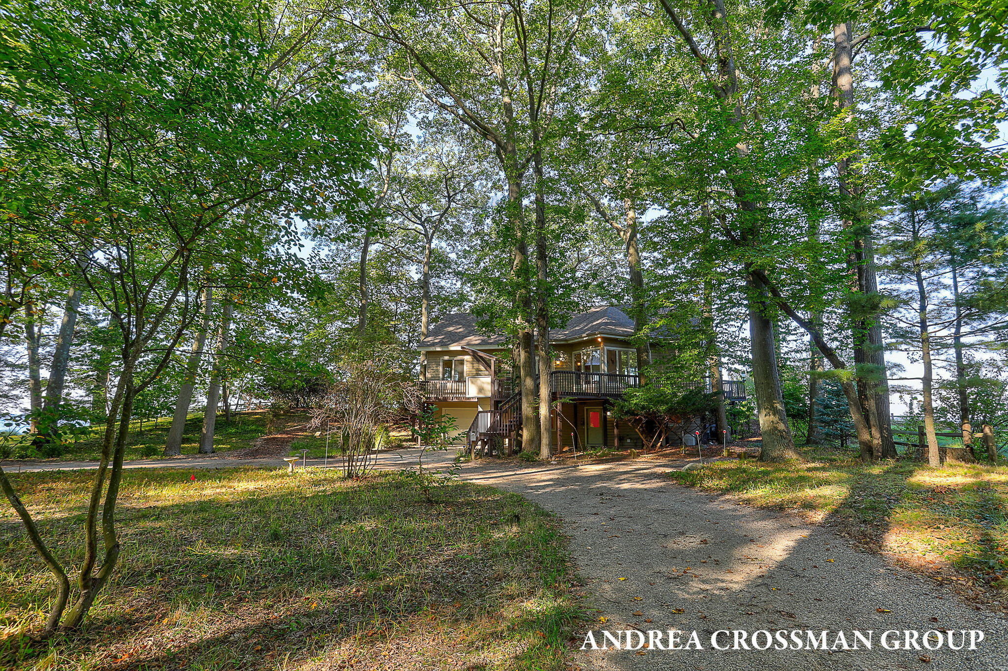 Fennville, Michigan, 49408, United States, 4 Bedrooms Bedrooms, ,3 BathroomsBathrooms,Residential,For Sale,1950968