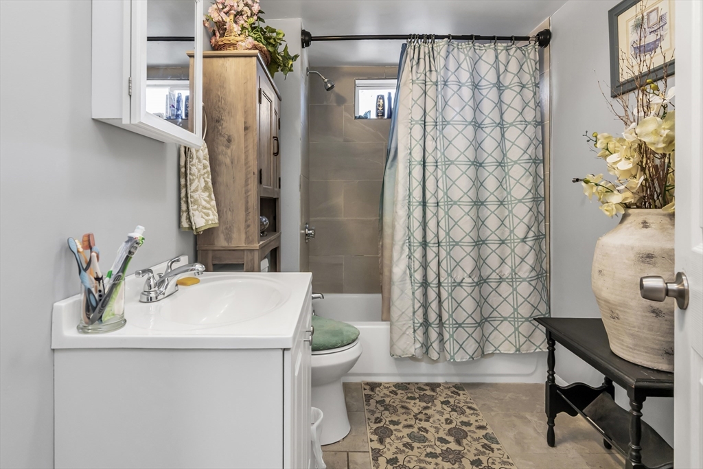 Lawrence, Massachusetts, 01841, United States, 7 Bedrooms Bedrooms, ,2 BathroomsBathrooms,Residential,For Sale,2005488