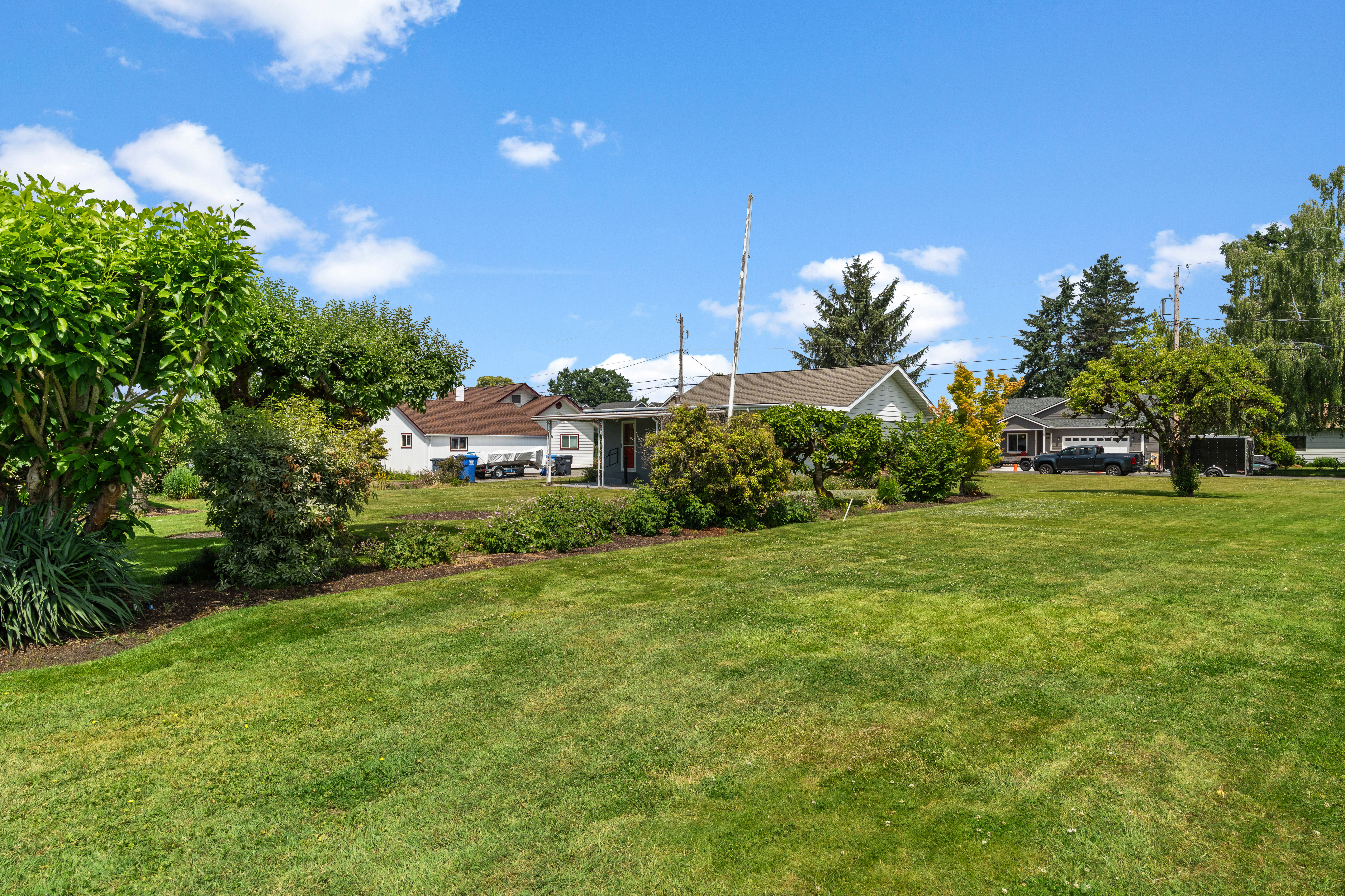  926 6th Ave SW - 物件實景