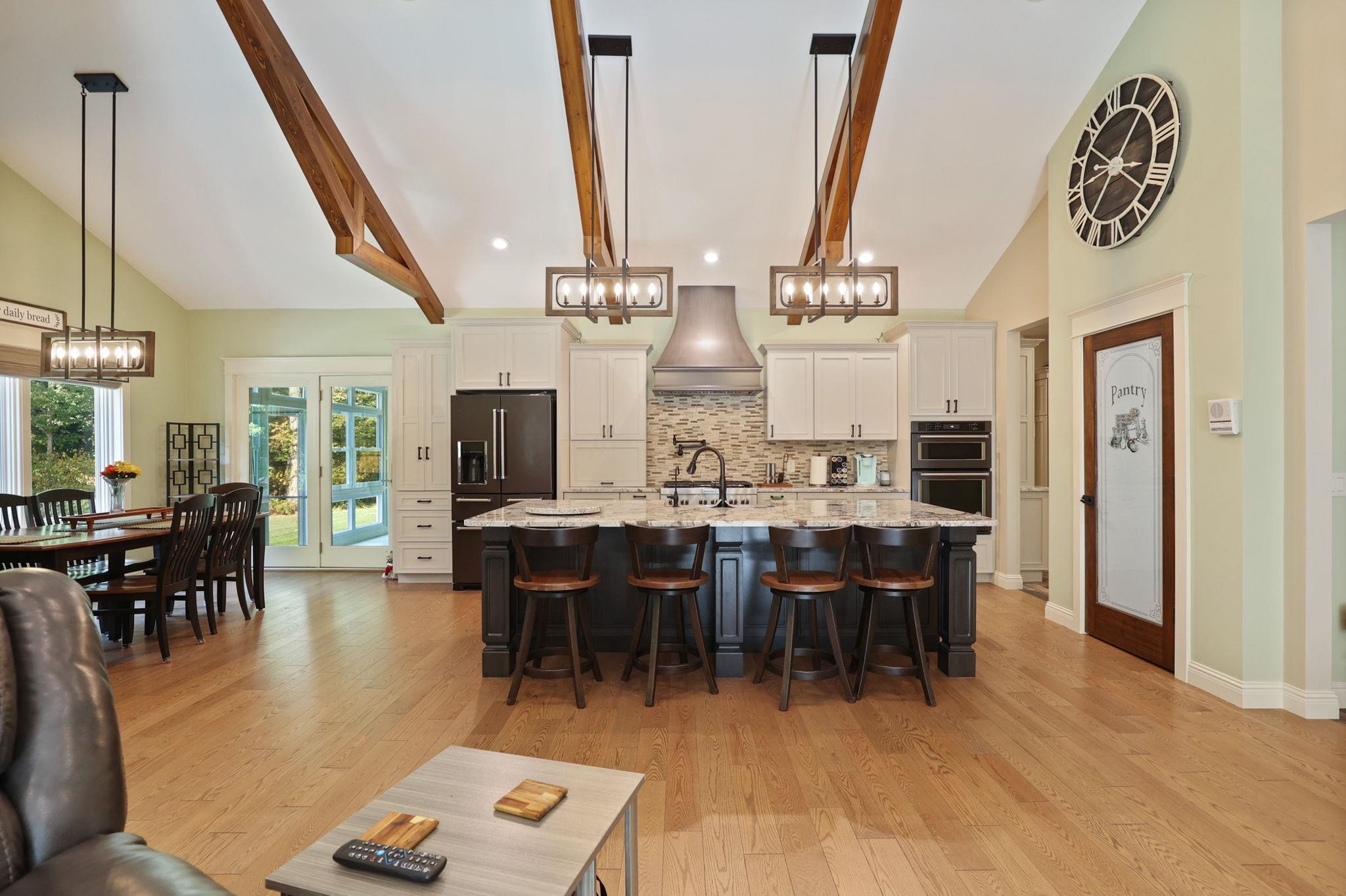 Birch Run, Michigan, 48415, United States, 3 Bedrooms Bedrooms, ,5 BathroomsBathrooms,Residential,For Sale,1977323