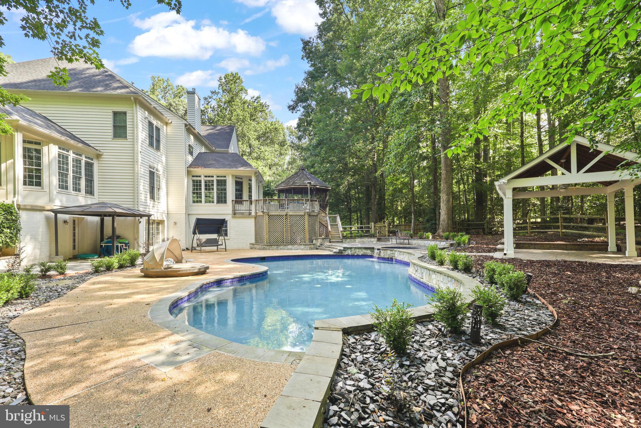 Fairfax Station, Virginia, 22039, United States, 5 Bedrooms Bedrooms, ,6 BathroomsBathrooms,Residential,For Sale,1810572