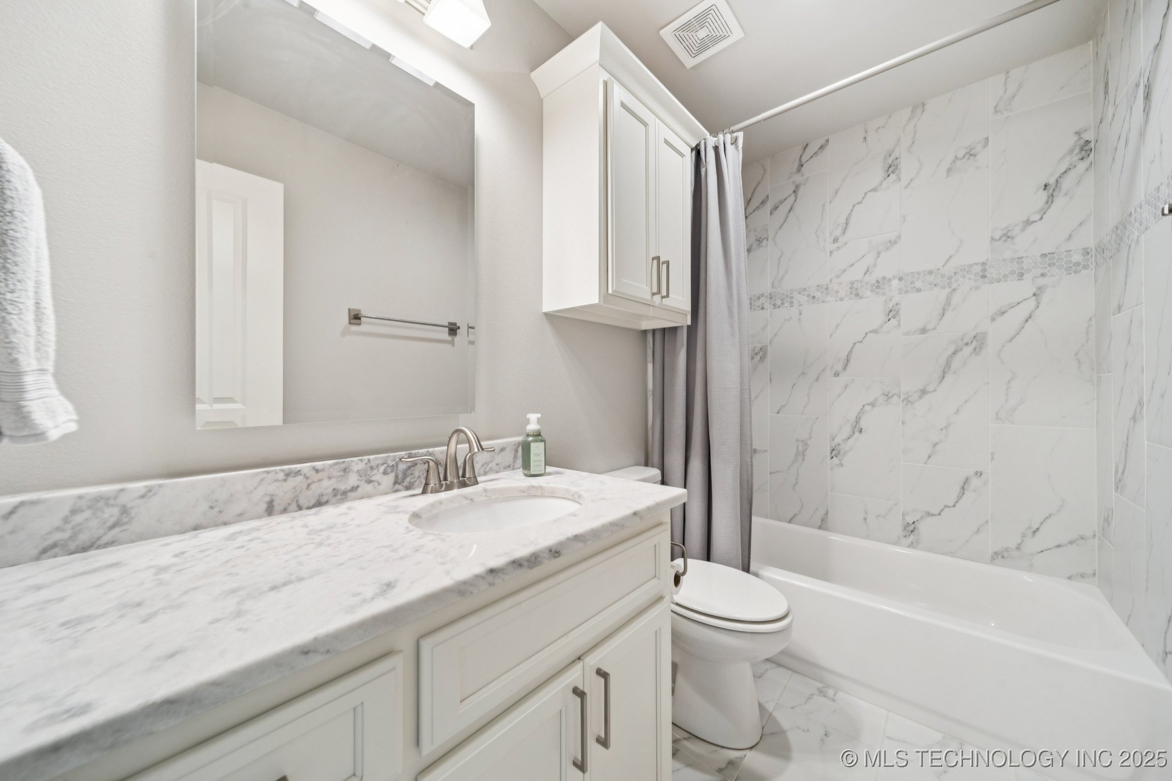 Owasso, Oklahoma, 74055, United States, 4 Bedrooms Bedrooms, ,4 BathroomsBathrooms,Residential,For Sale,1964106