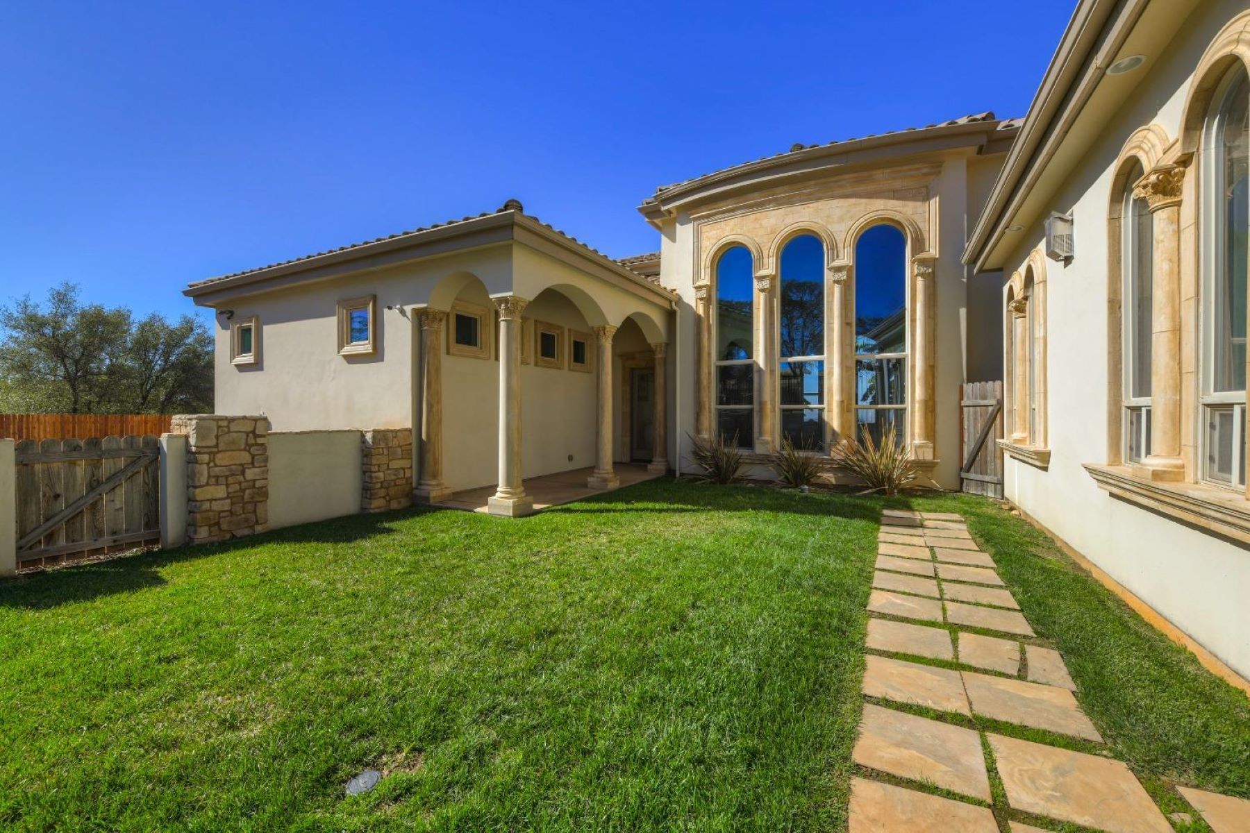  2070 West Green Springs Road, El Dorado Hills, CA 95762 - 物件實景