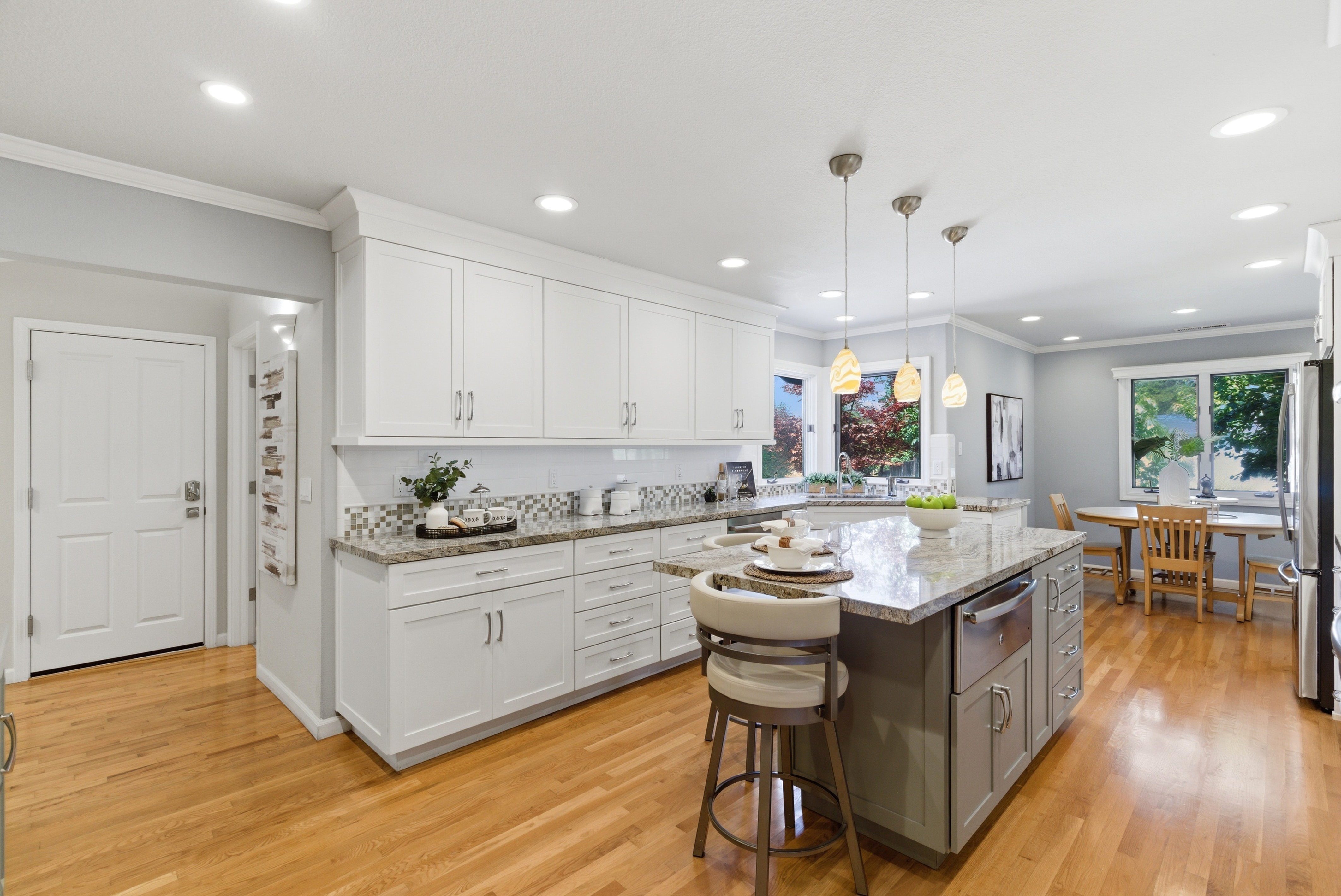  Elegant Single-Story Living on a Premier Corner Lot in Monte Sereno - 物件實景