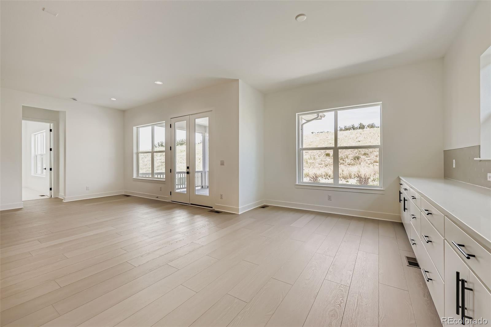 Castle Rock, Colorado, 80104, United States, 2 Bedrooms Bedrooms, ,2 BathroomsBathrooms,Residential,For Sale,1902187