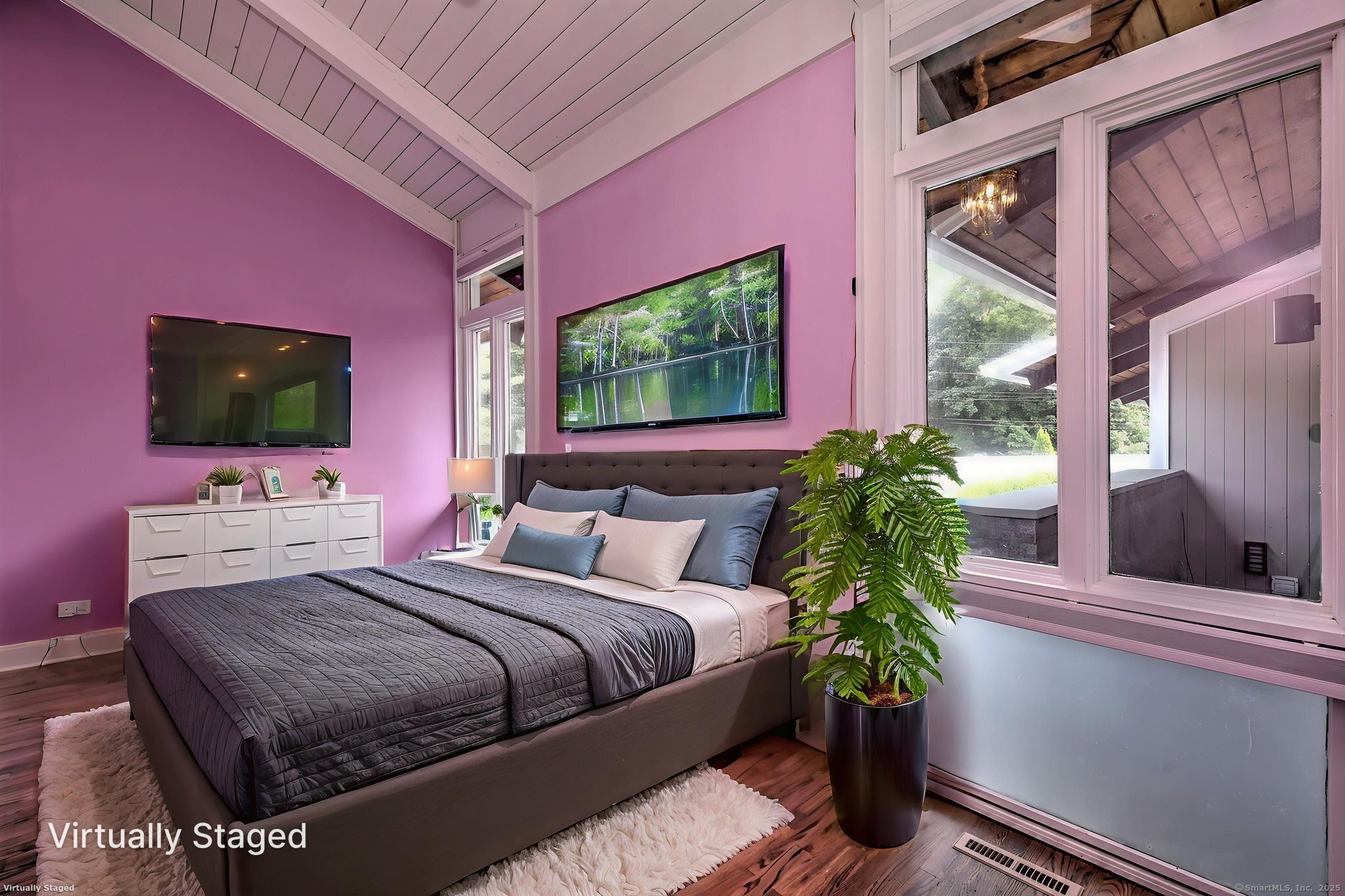 Hamden, Connecticut, 06517, United States, 4 Bedrooms Bedrooms, ,4 BathroomsBathrooms,Residential,For Sale,1942172