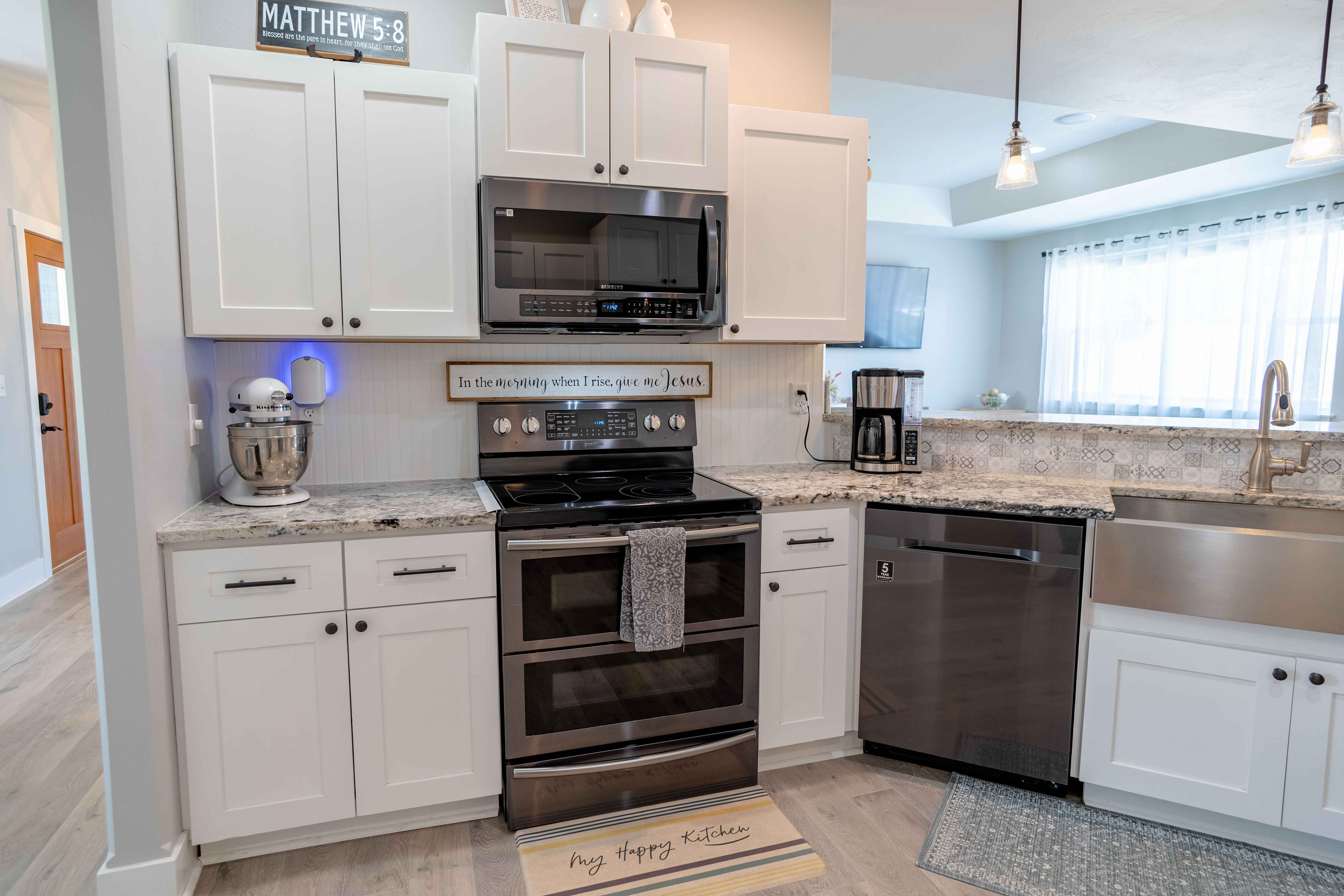 Montana City, Montana, 59634, United States, 8 Bedrooms Bedrooms, ,5 BathroomsBathrooms,Residential,For Sale,1977142