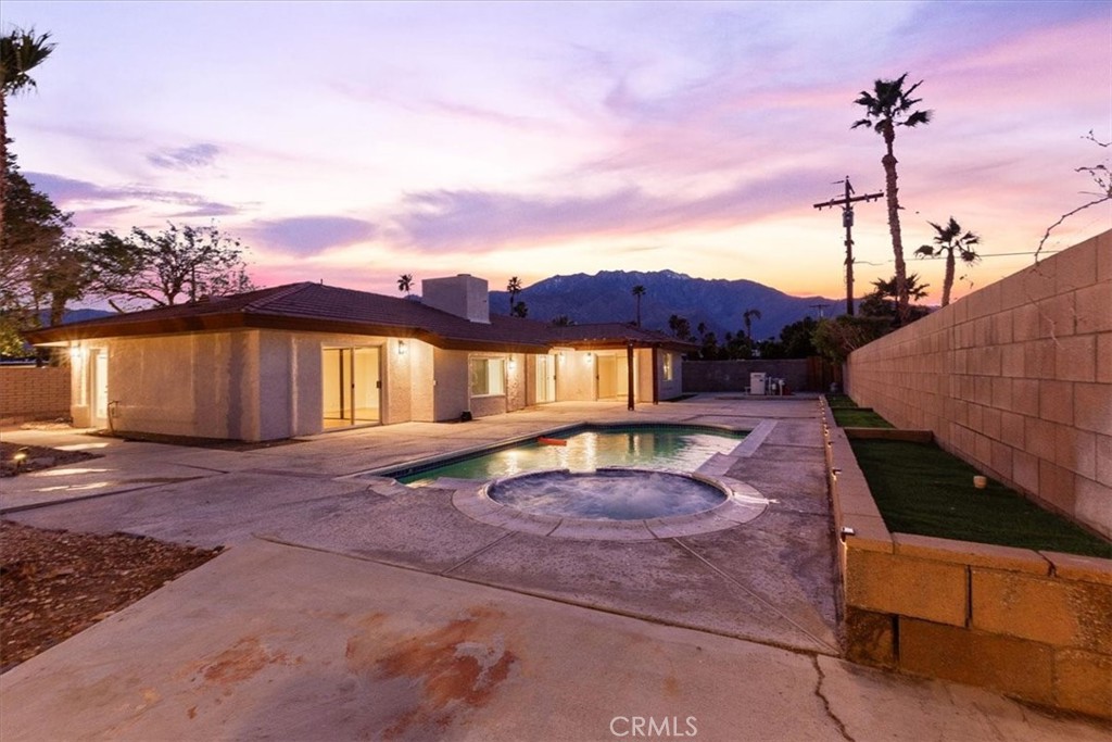 Palm Springs, California, 92262, United States, 3 Bedrooms Bedrooms, ,2 BathroomsBathrooms,Residential,For Sale,1885762