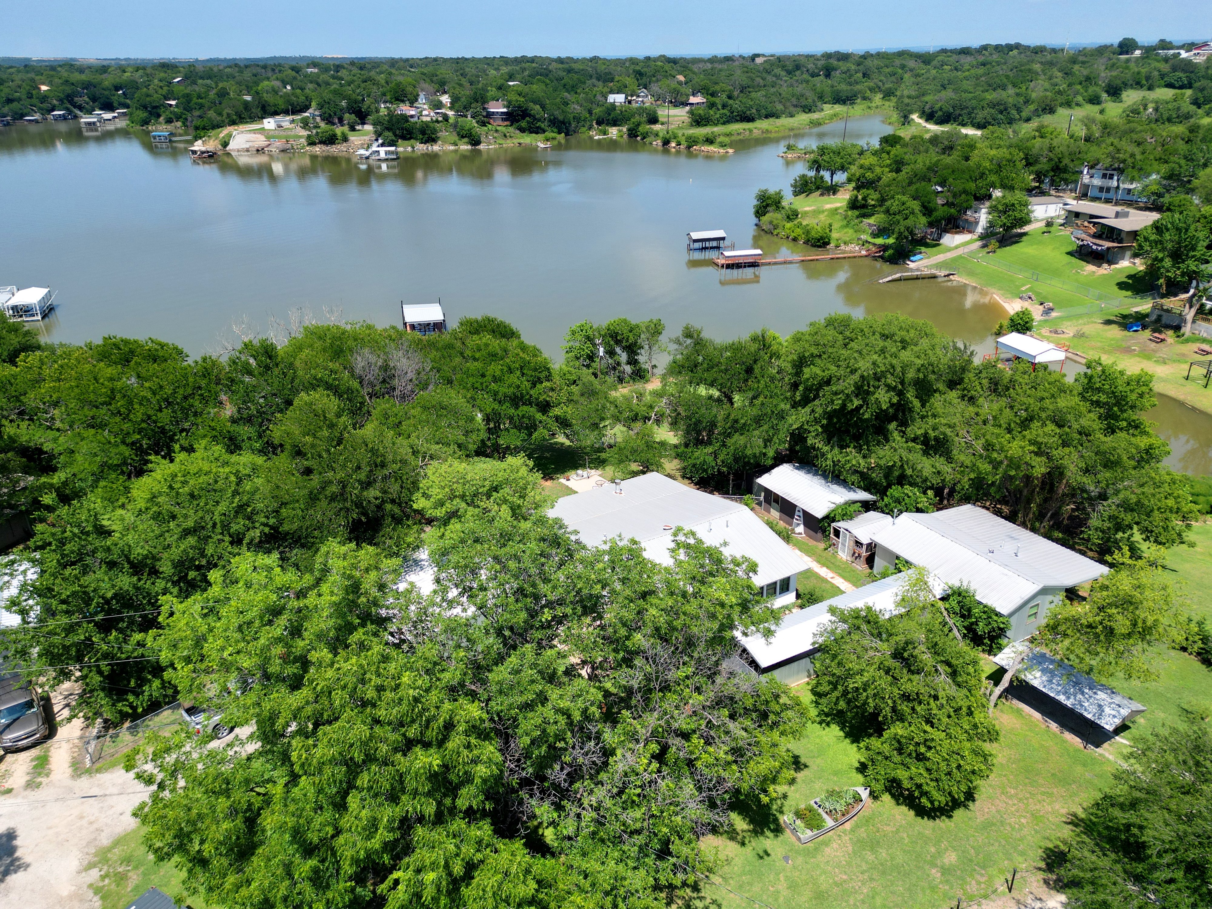 Lake Bridgeport, Texas, 76426, United States, 3 Bedrooms Bedrooms, ,3 BathroomsBathrooms,Residential,For Sale,1989947