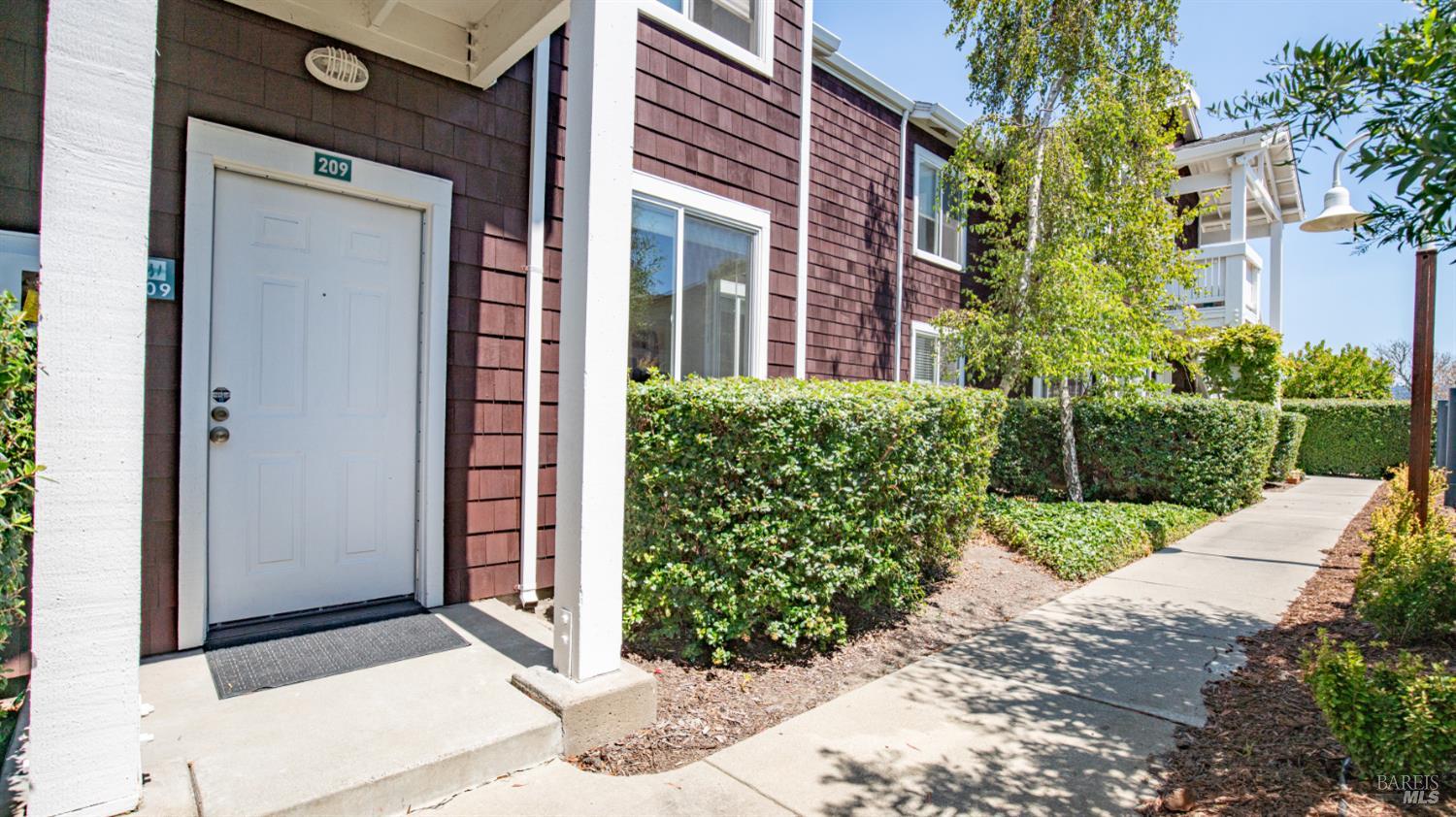 Richmond, California, 94804, United States, 2 Bedrooms Bedrooms, ,2 BathroomsBathrooms,Residential,For Sale,1919880