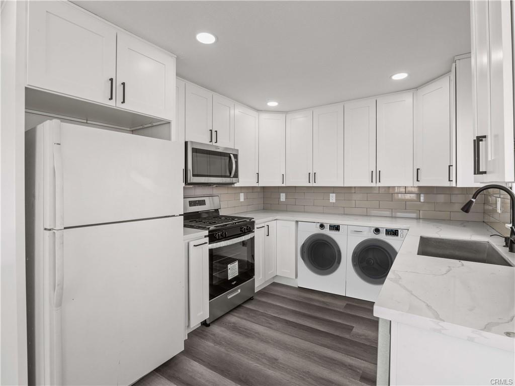 Pearblossom, California, 93553, United States, 2 Bedrooms Bedrooms, ,1 BathroomBathrooms,Residential,For Sale,1937456
