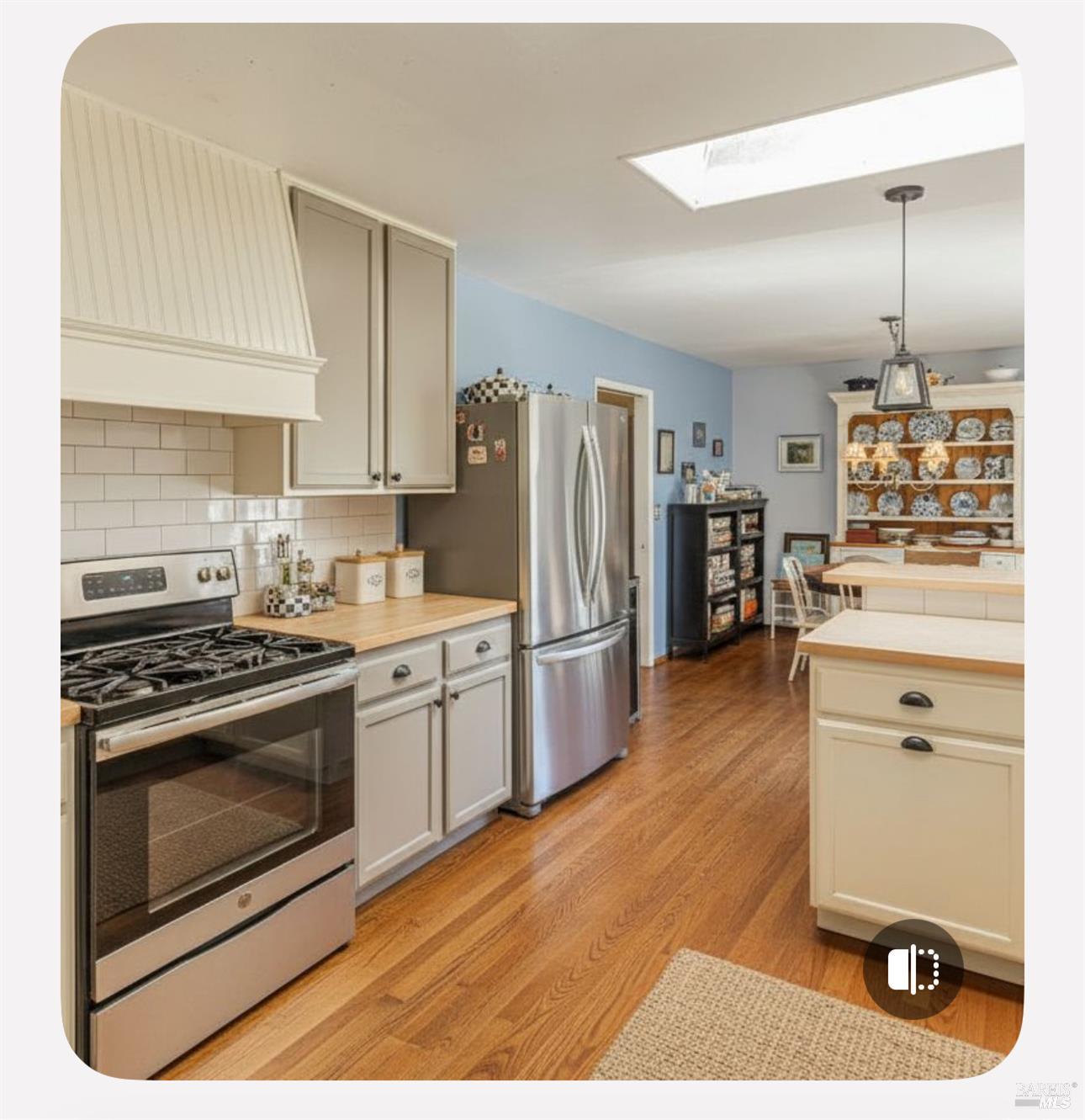 Sebastopol, California, 95472, United States, 3 Bedrooms Bedrooms, ,3 BathroomsBathrooms,Residential,For Sale,1993560