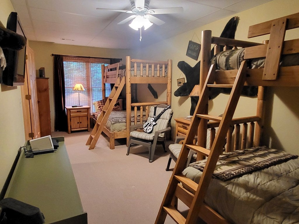 Morganton, Georgia, 30560, United States, 3 Bedrooms Bedrooms, ,4 BathroomsBathrooms,Residential,For Sale,1826410