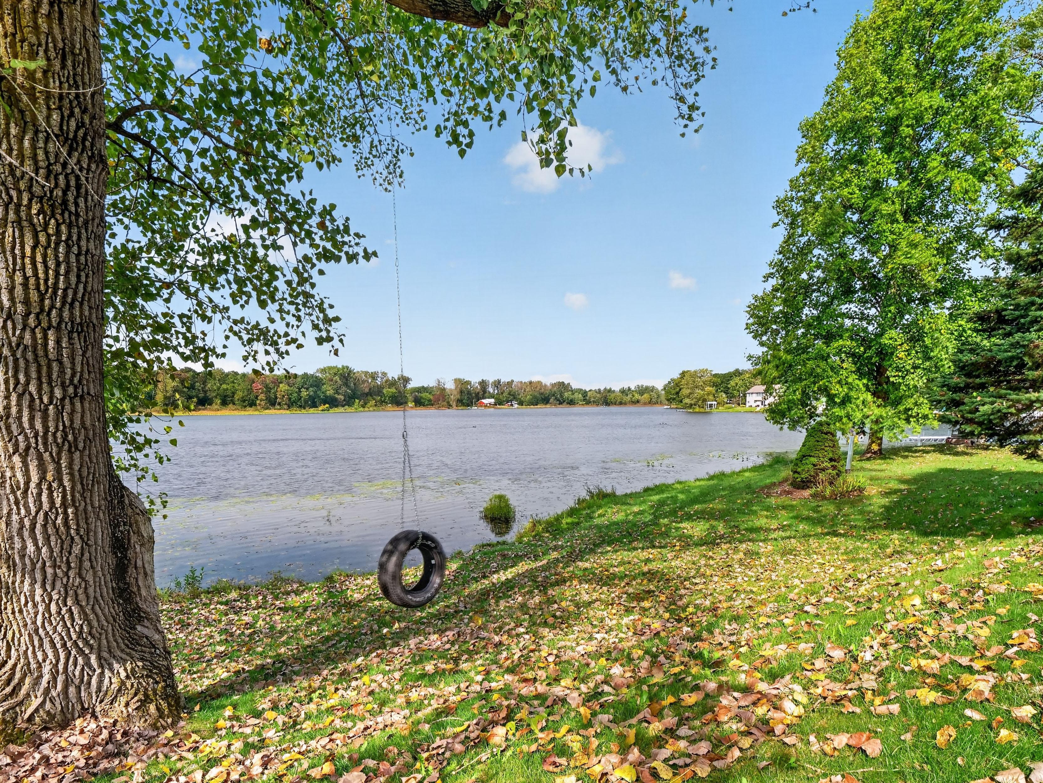  Lovely Three Bedroom Lake Home with Guest Cottage - 物件實景
