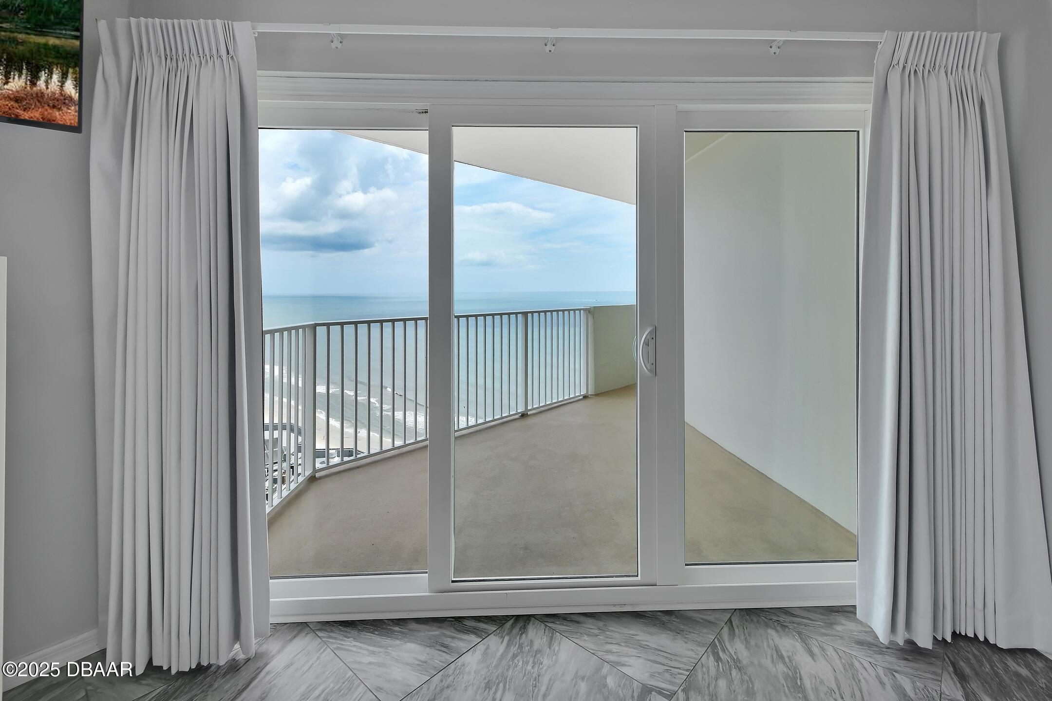 Daytona Beach, Florida, 32118, United States, 2 Bedrooms Bedrooms, ,2 BathroomsBathrooms,Residential,For Sale,1906573
