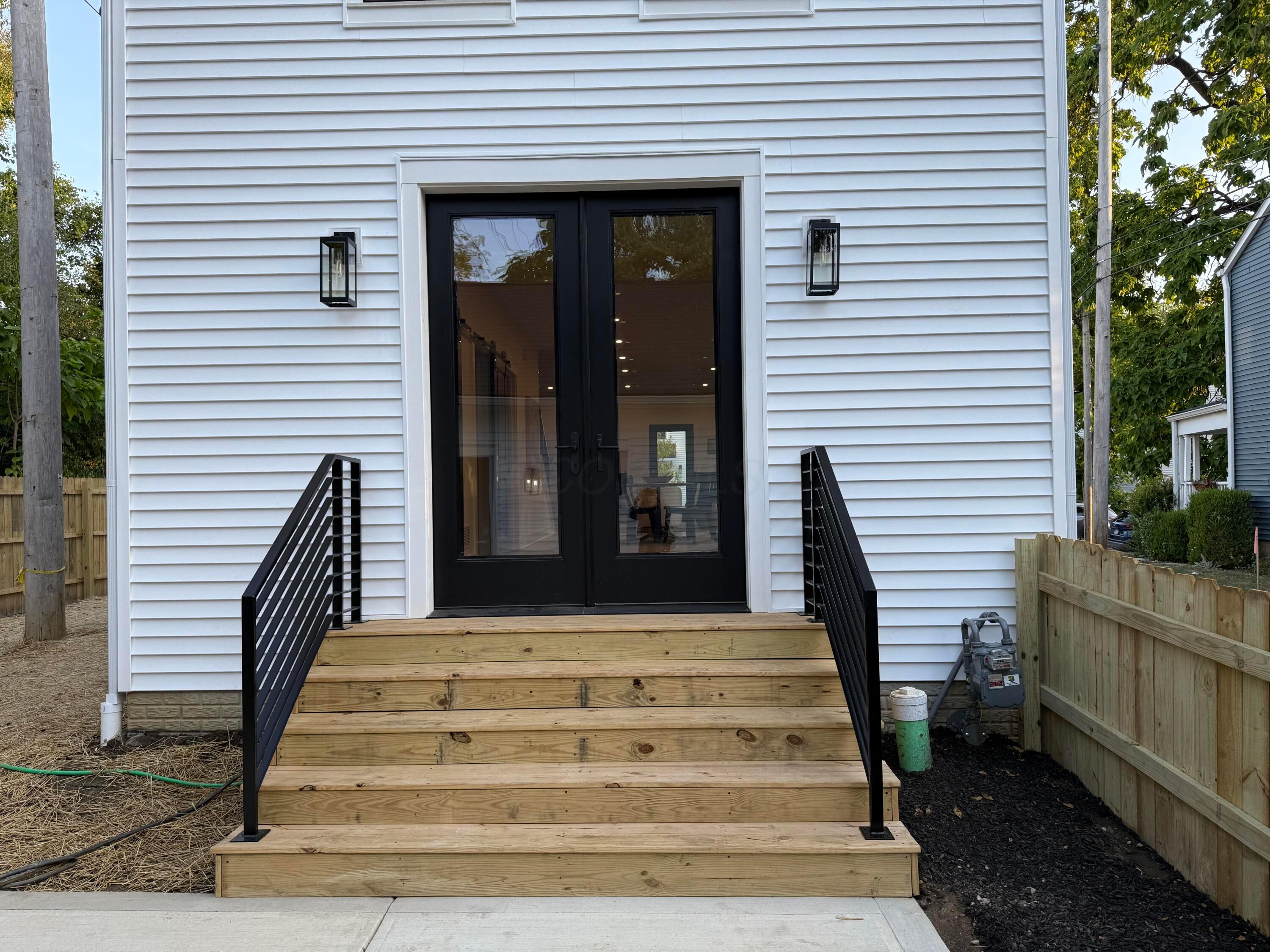 Columbus, Ohio, 43202, United States, 3 Bedrooms Bedrooms, ,3 BathroomsBathrooms,Residential,For Sale,1947098