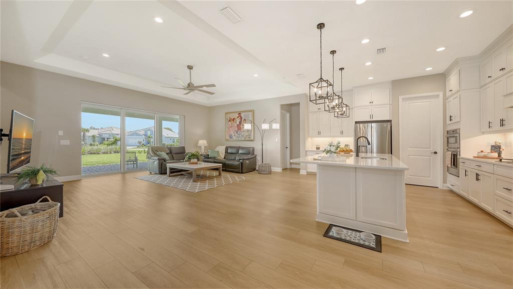 Venice, Florida, 34293, United States, 3 Bedrooms Bedrooms, ,3 BathroomsBathrooms,Residential,For Sale,1901677