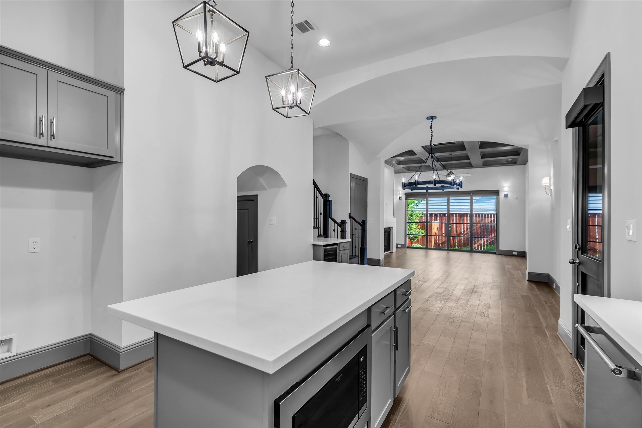 Houston, Texas, 77008, United States, 4 Bedrooms Bedrooms, ,4 BathroomsBathrooms,Residential,For Sale,1989556