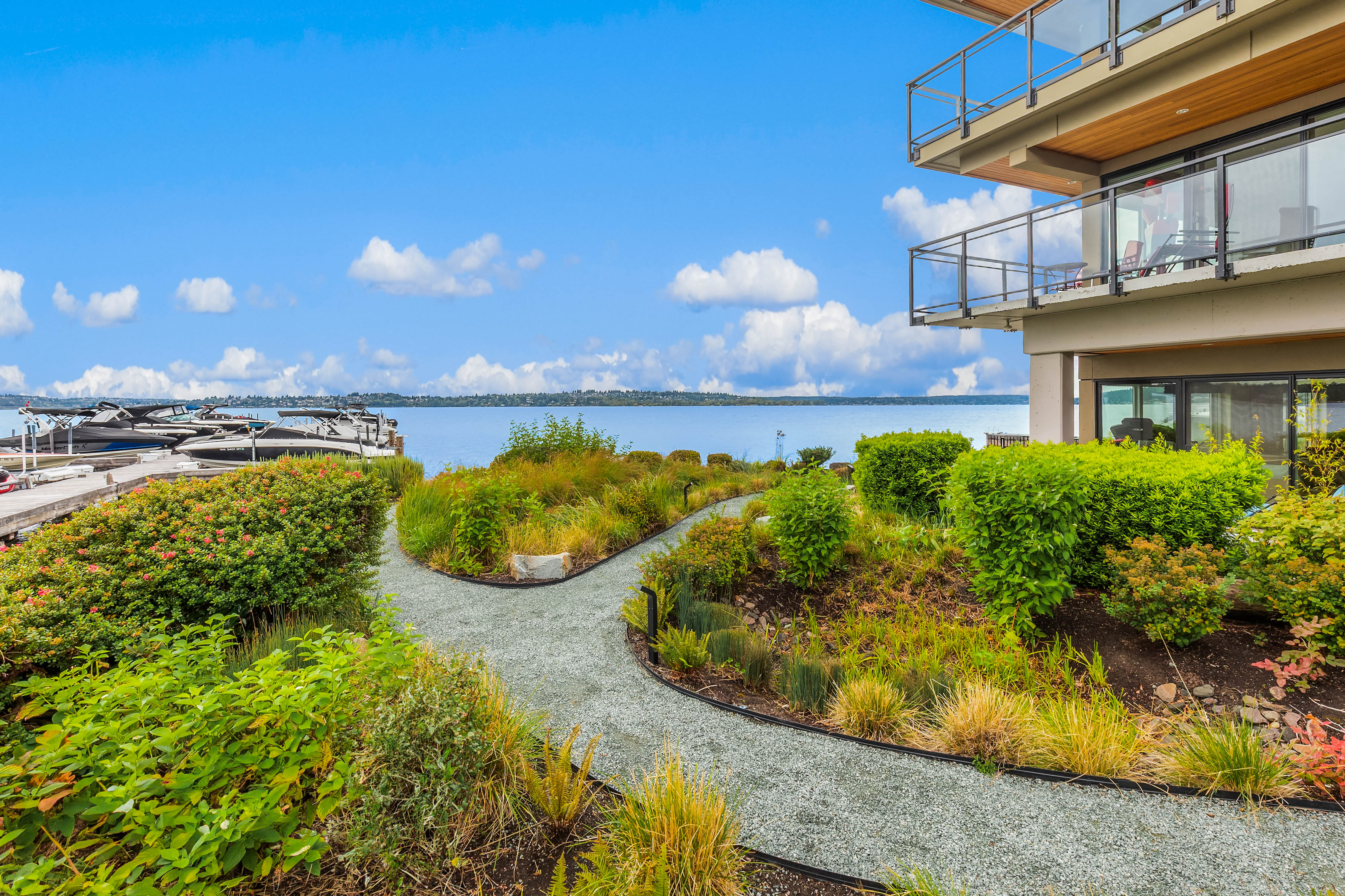  6401 Lake Washington Blvd NE Unit #307, Kirkland, WA 98033 - 物件實景