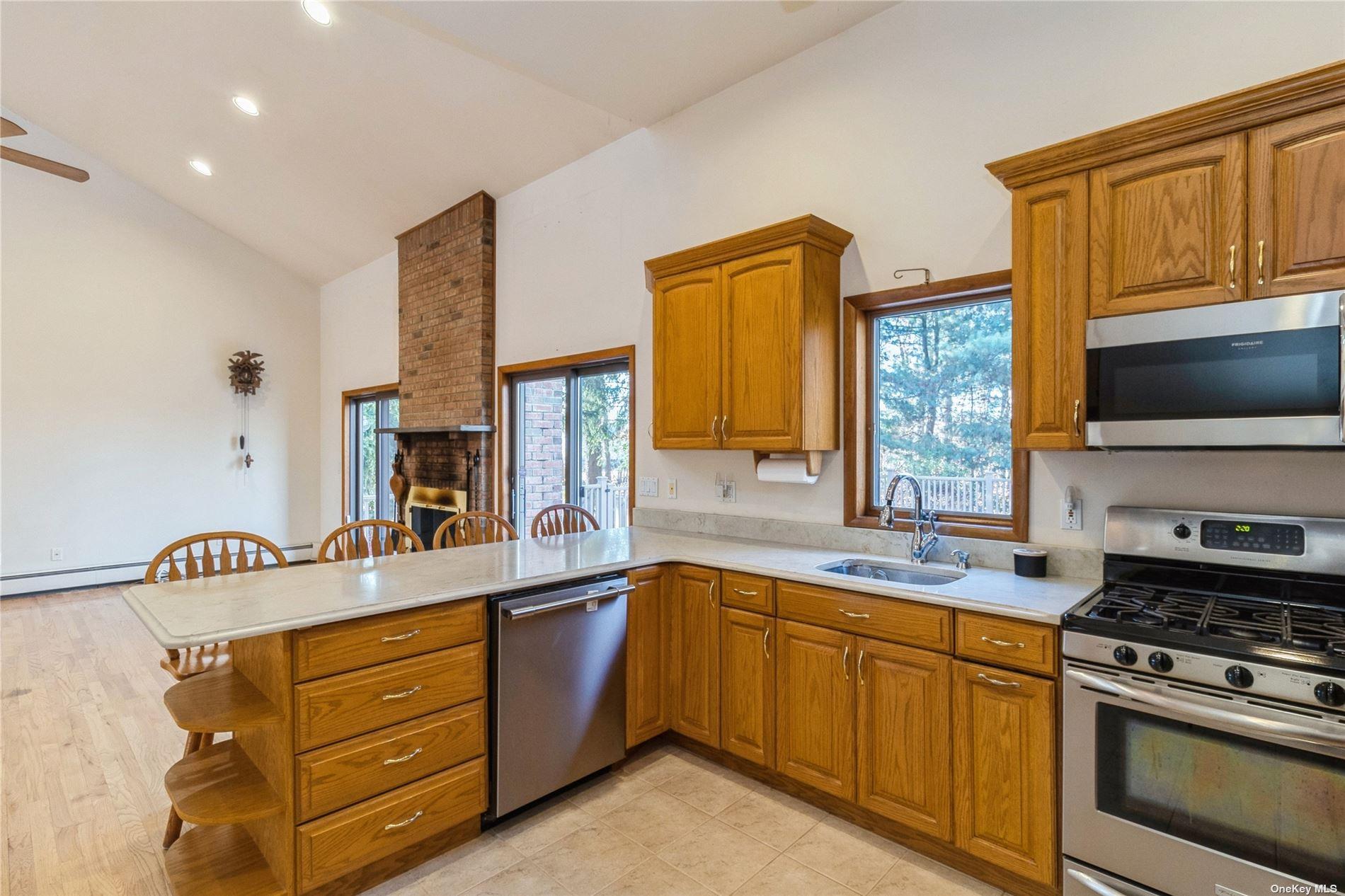 1572 Middle Road, Calverton, New York, 11933, United States, 3 Bedrooms Bedrooms, ,3 BathroomsBathrooms,Residential,For Sale,1572 Middle Road,1663464