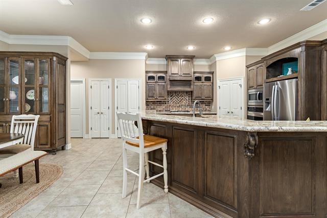 Orange, Texas, 77630, United States, 4 Bedrooms Bedrooms, ,3 BathroomsBathrooms,Residential,For Sale,1896582