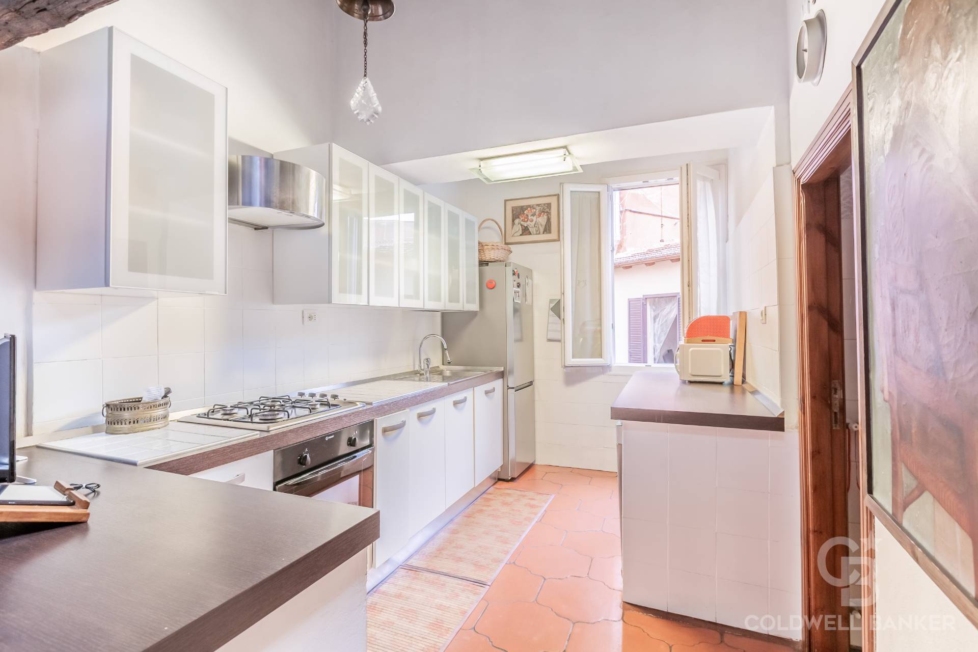 Roma, Roma, 00100, IT, 3 Bedrooms Bedrooms, ,2 BathroomsBathrooms,Residential,For Sale,1837964