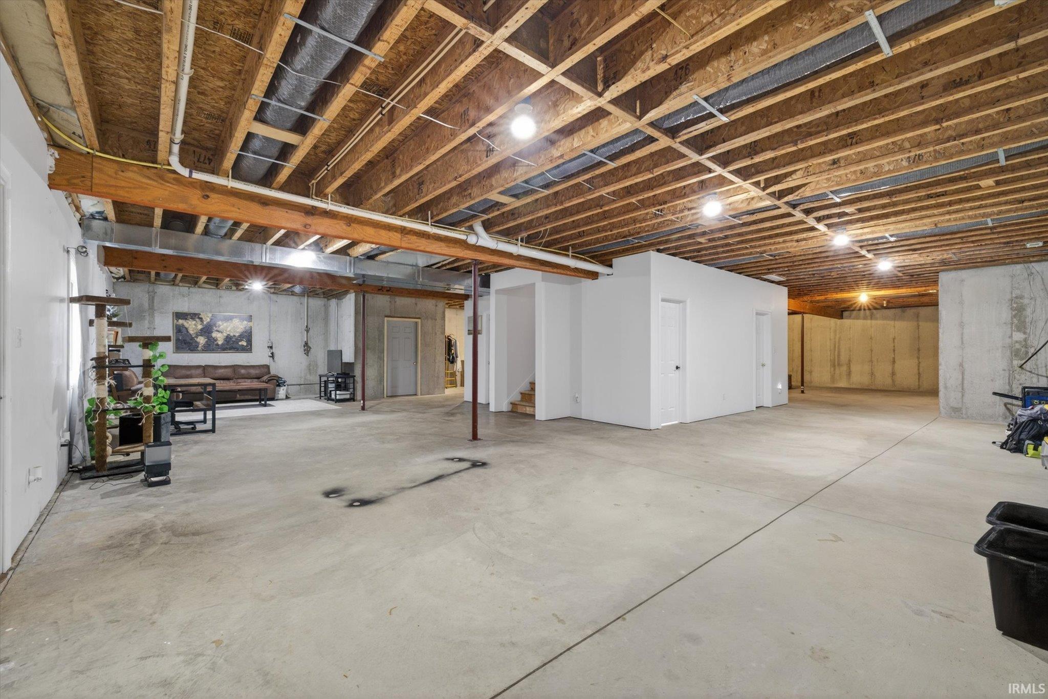 Bloomington, Indiana, 47401, United States, 4 Bedrooms Bedrooms, ,6 BathroomsBathrooms,Residential,For Sale,2048103