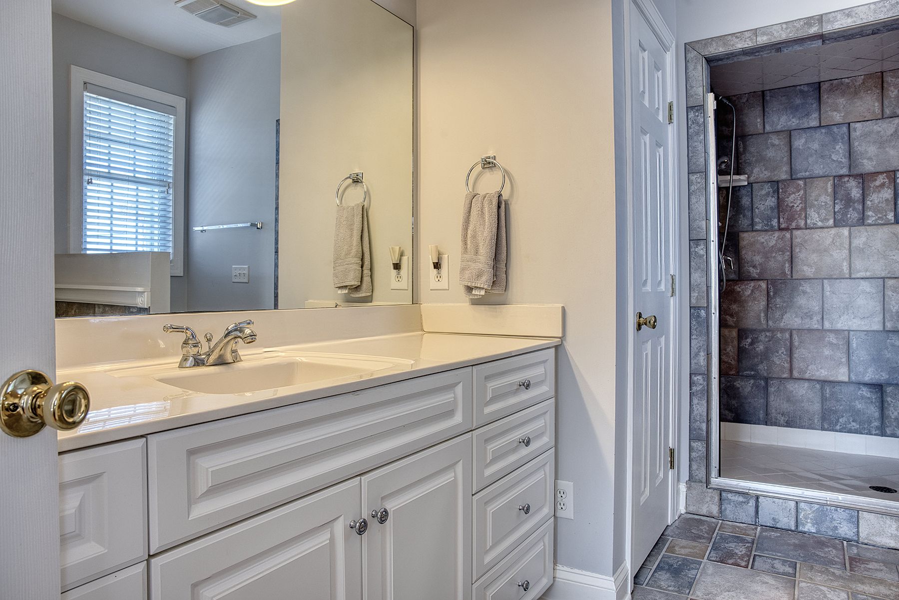  109 Fifth Avenue South, Kure Beach, NC 28449 - 物件實景