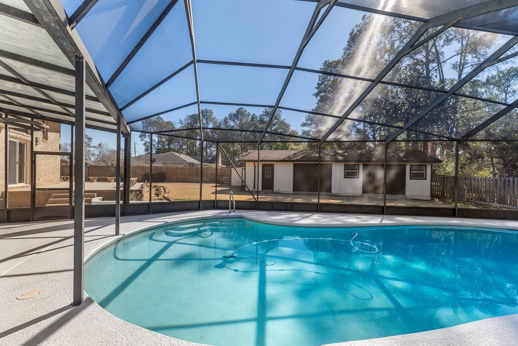 3001 Foxridge, Dothan, Alabama, 36303, United States, 3 Bedrooms Bedrooms, ,4 BathroomsBathrooms,Residential,For Sale,3001 Foxridge,1473328